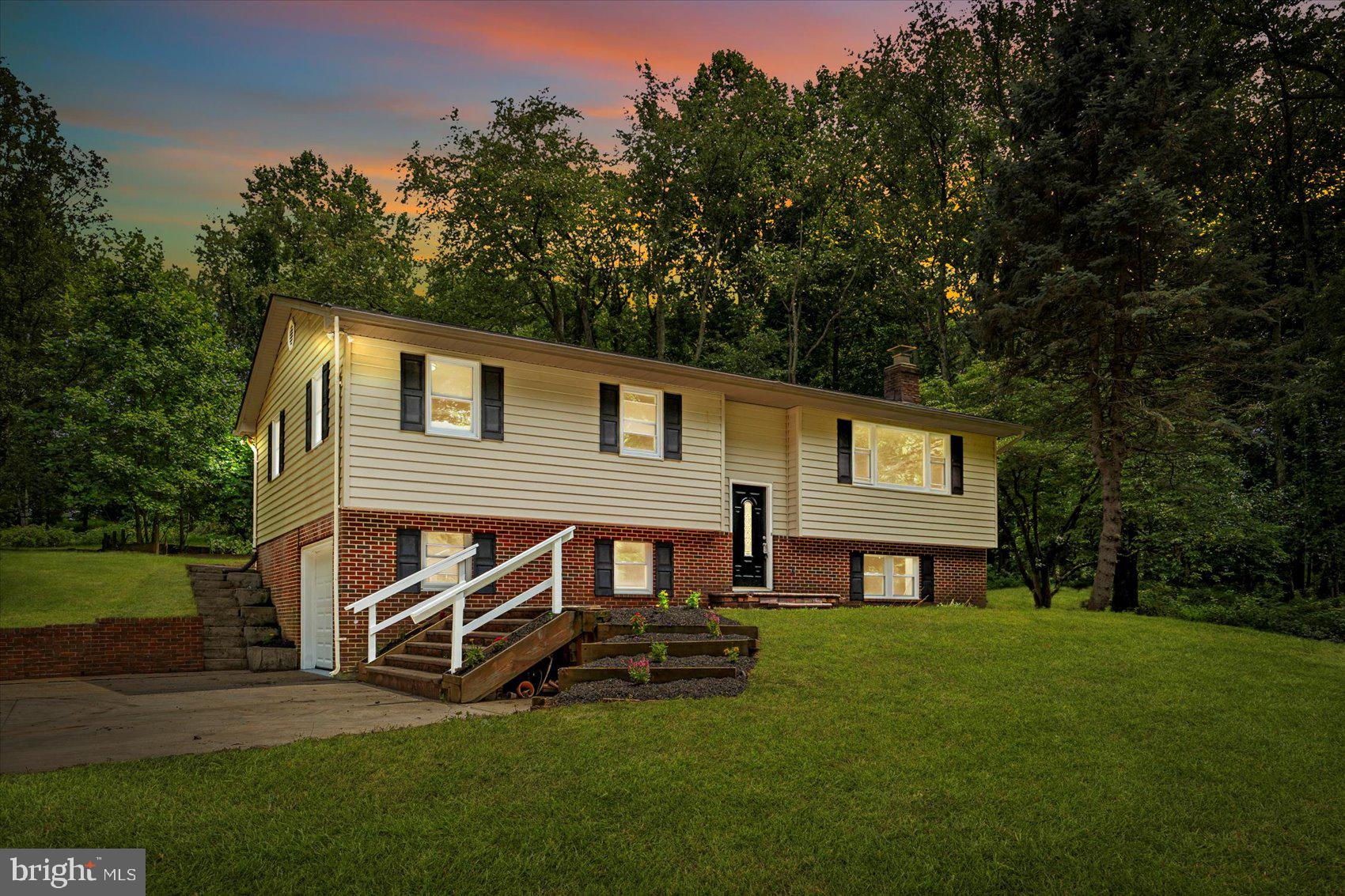 2505 DERBY DRIVE