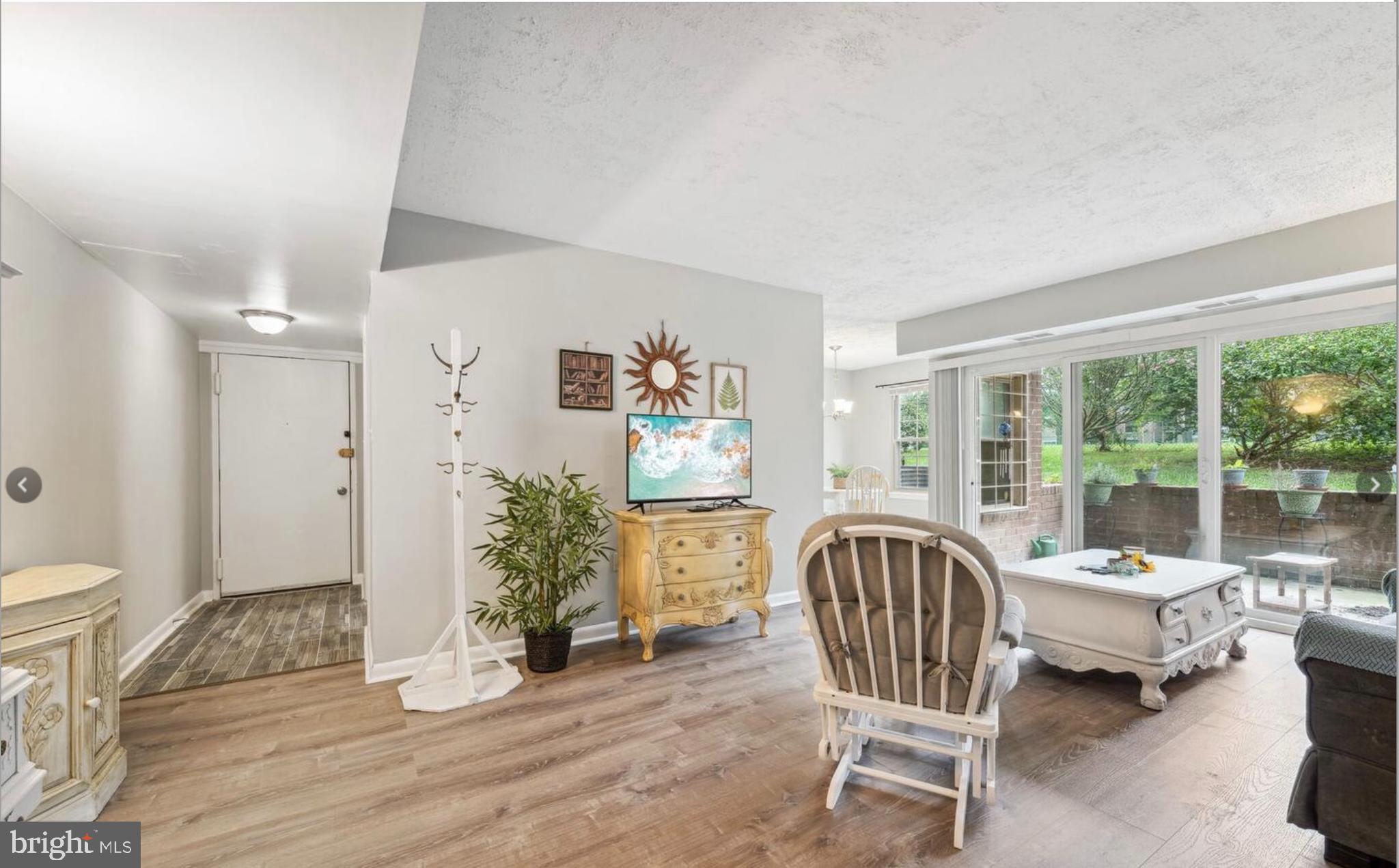 MARLOW TOWERS CONDOMINIUMS - Residential