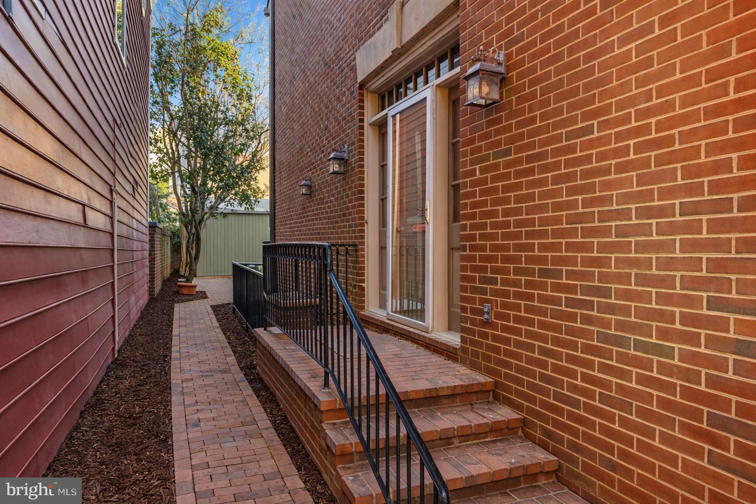 OLD TOWN - Residential