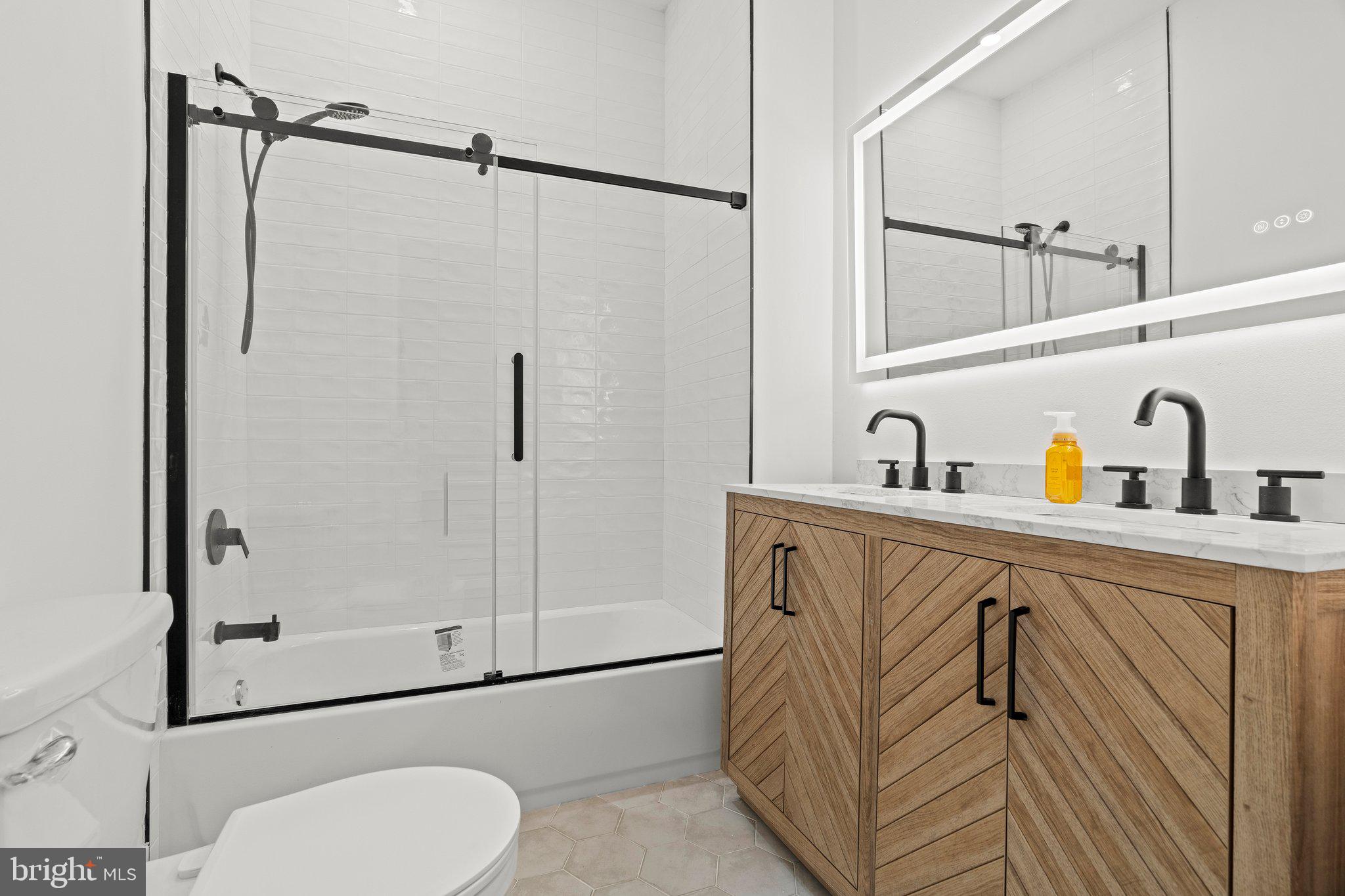 PHILADELPHIA (SOUTH) - Residential