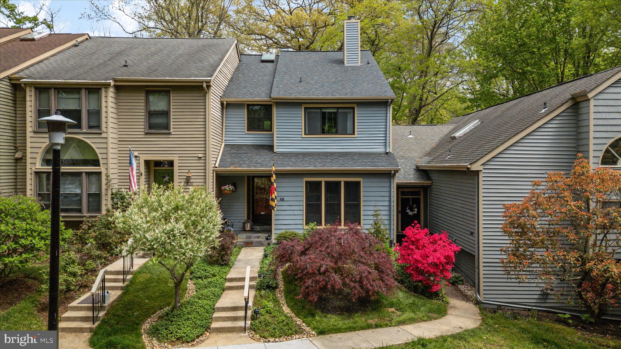 438 CRANES ROOST COURT