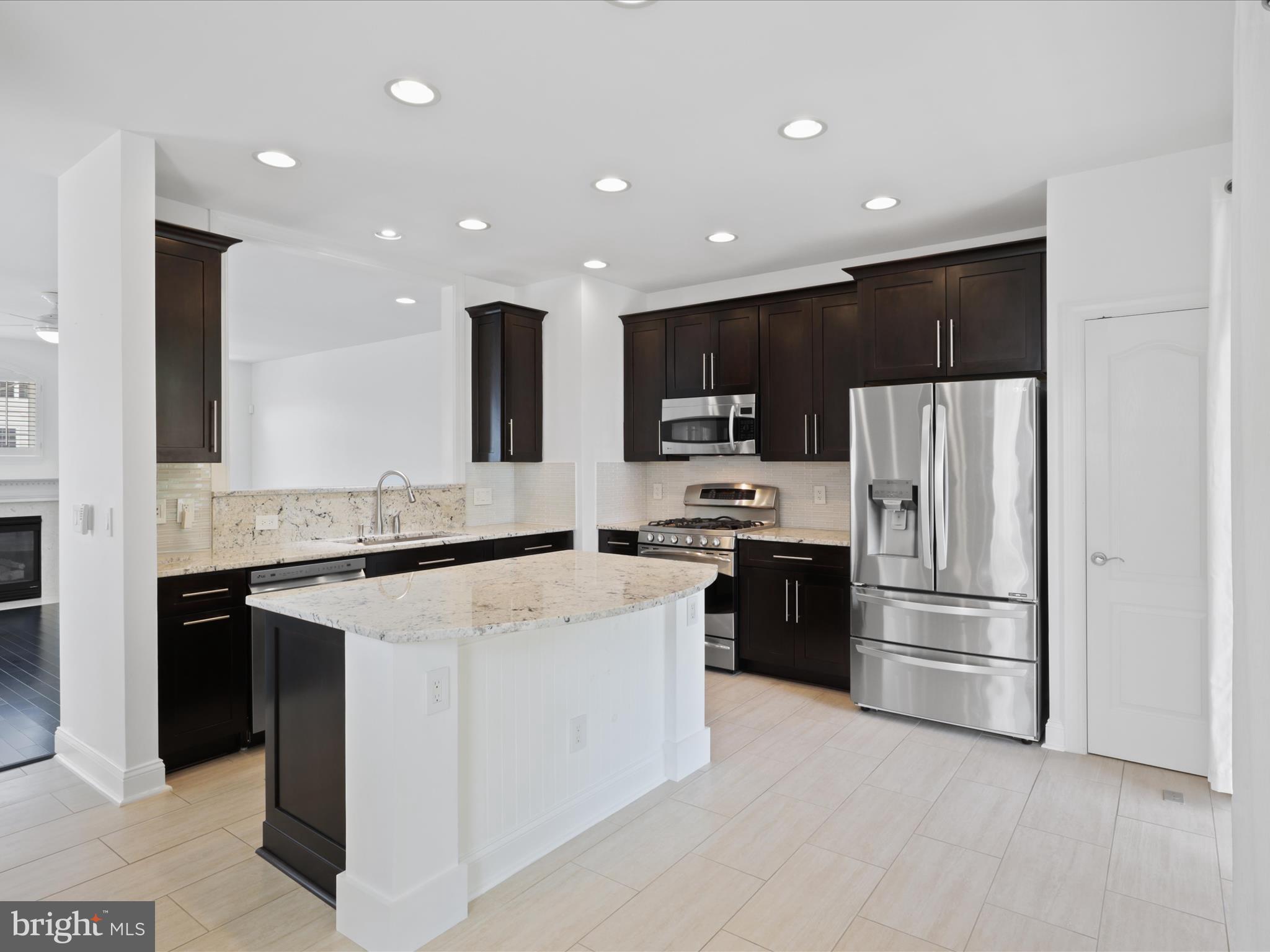 BRAMBLETON LANDBAY 2 - Residential Lease