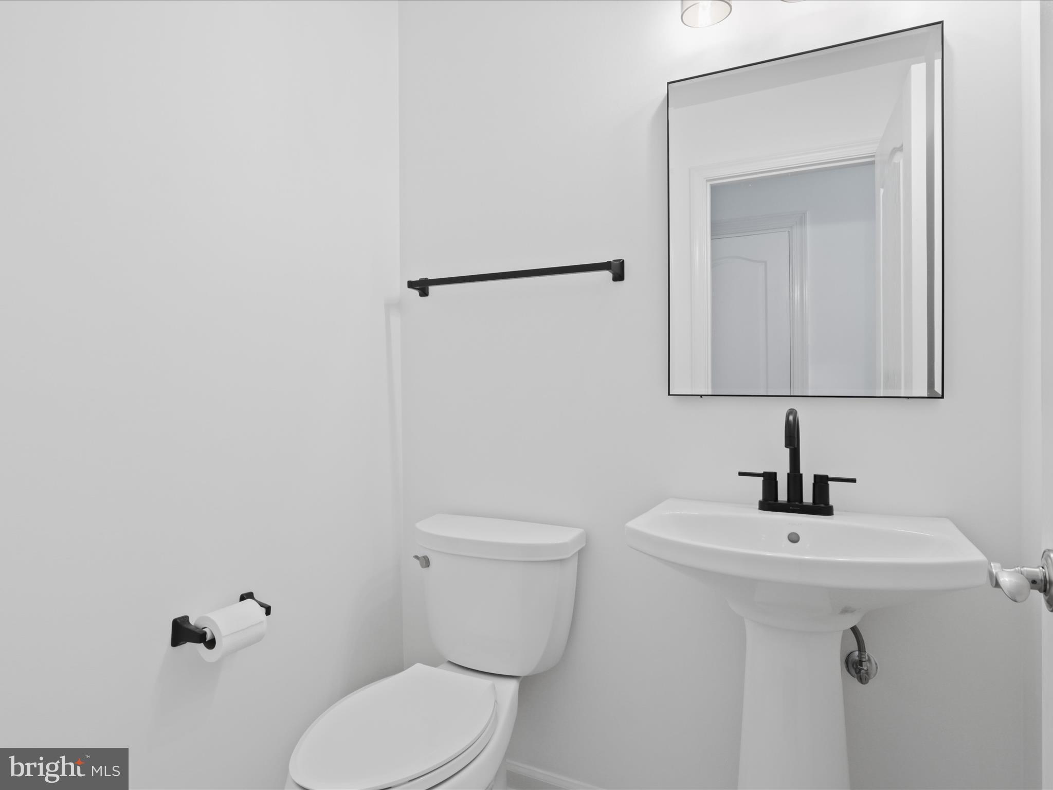 BRAMBLETON LANDBAY 2 - Residential Lease