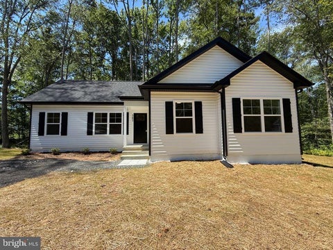 Photo for 387 FOREST GROVE AVE