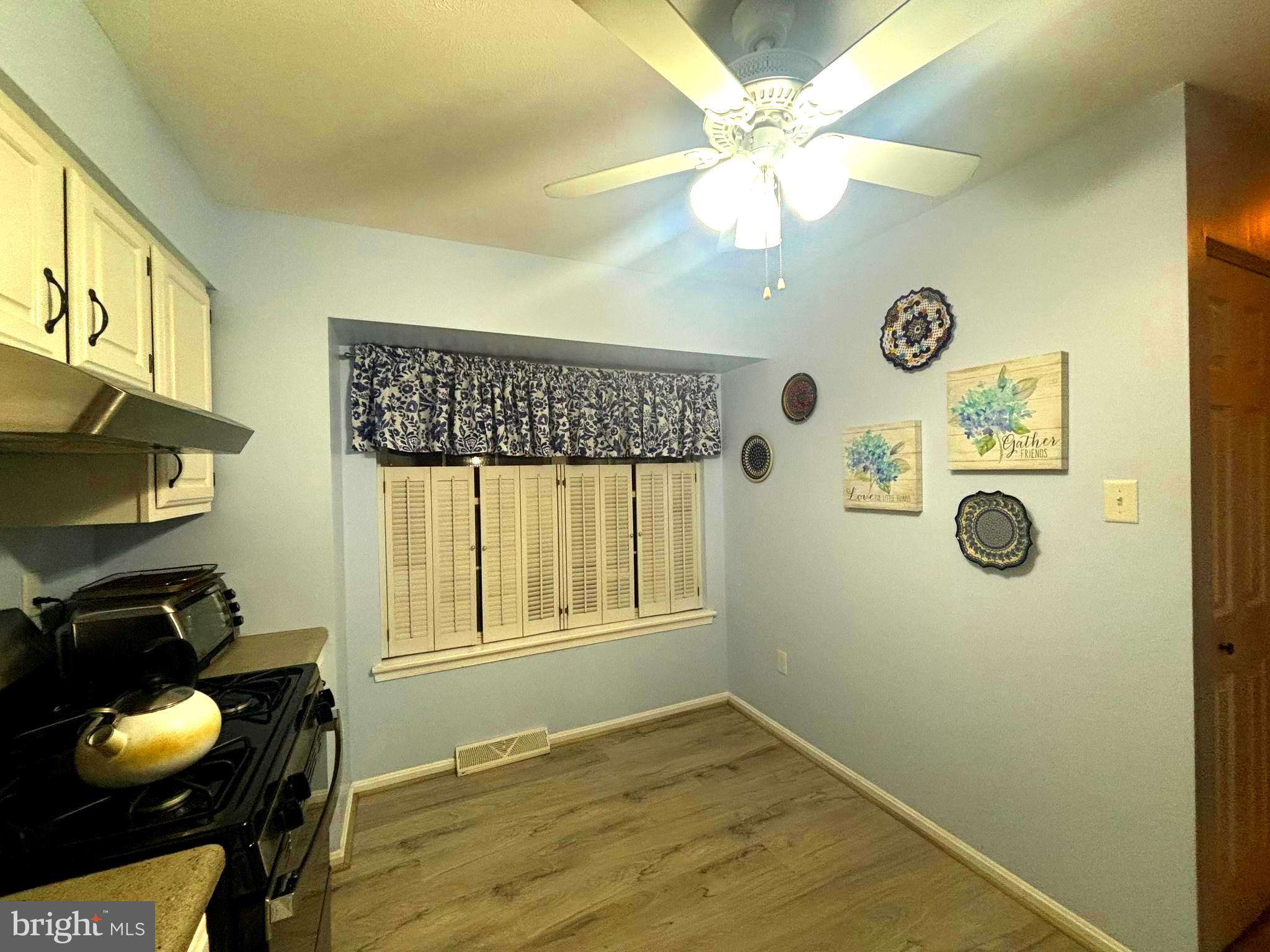 ROBERTS FIELD - Residential