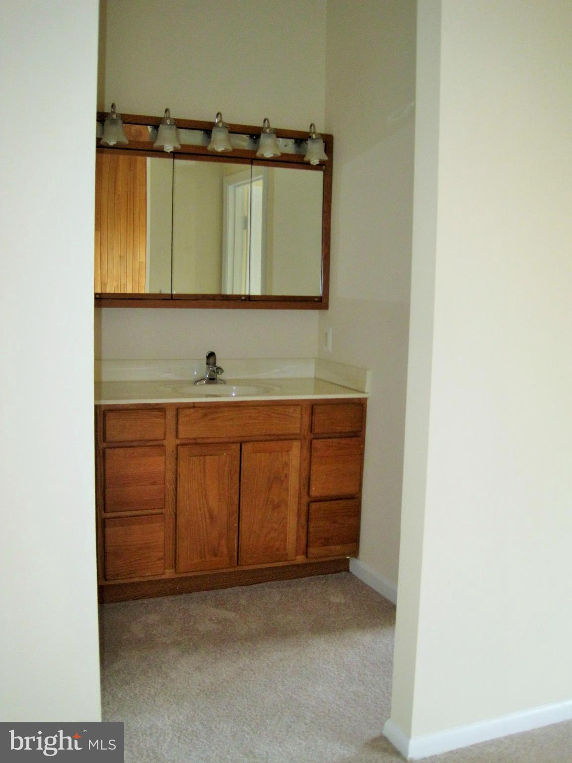 LAKE RIDGE - Residential Lease