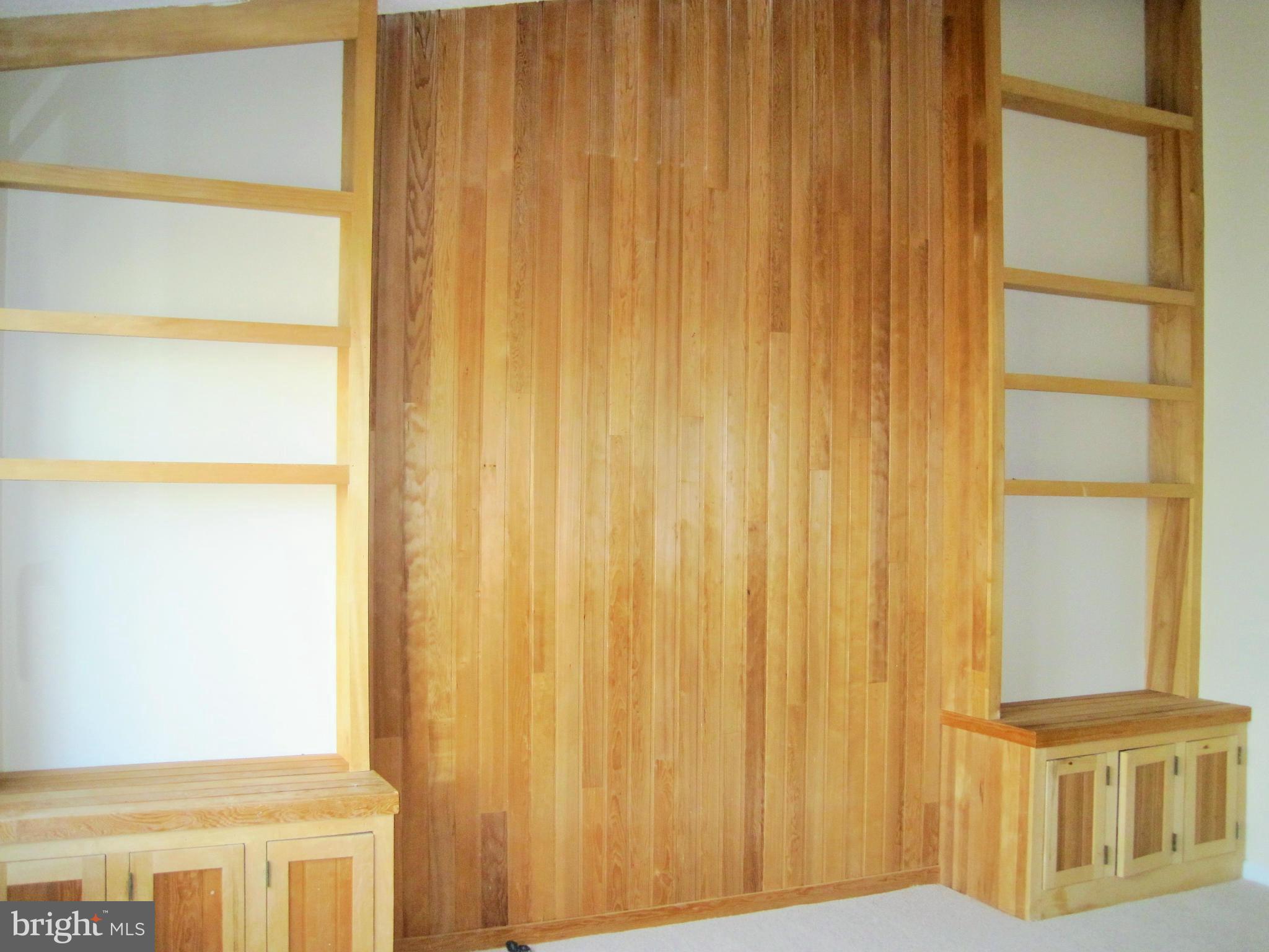 LAKE RIDGE - Residential Lease