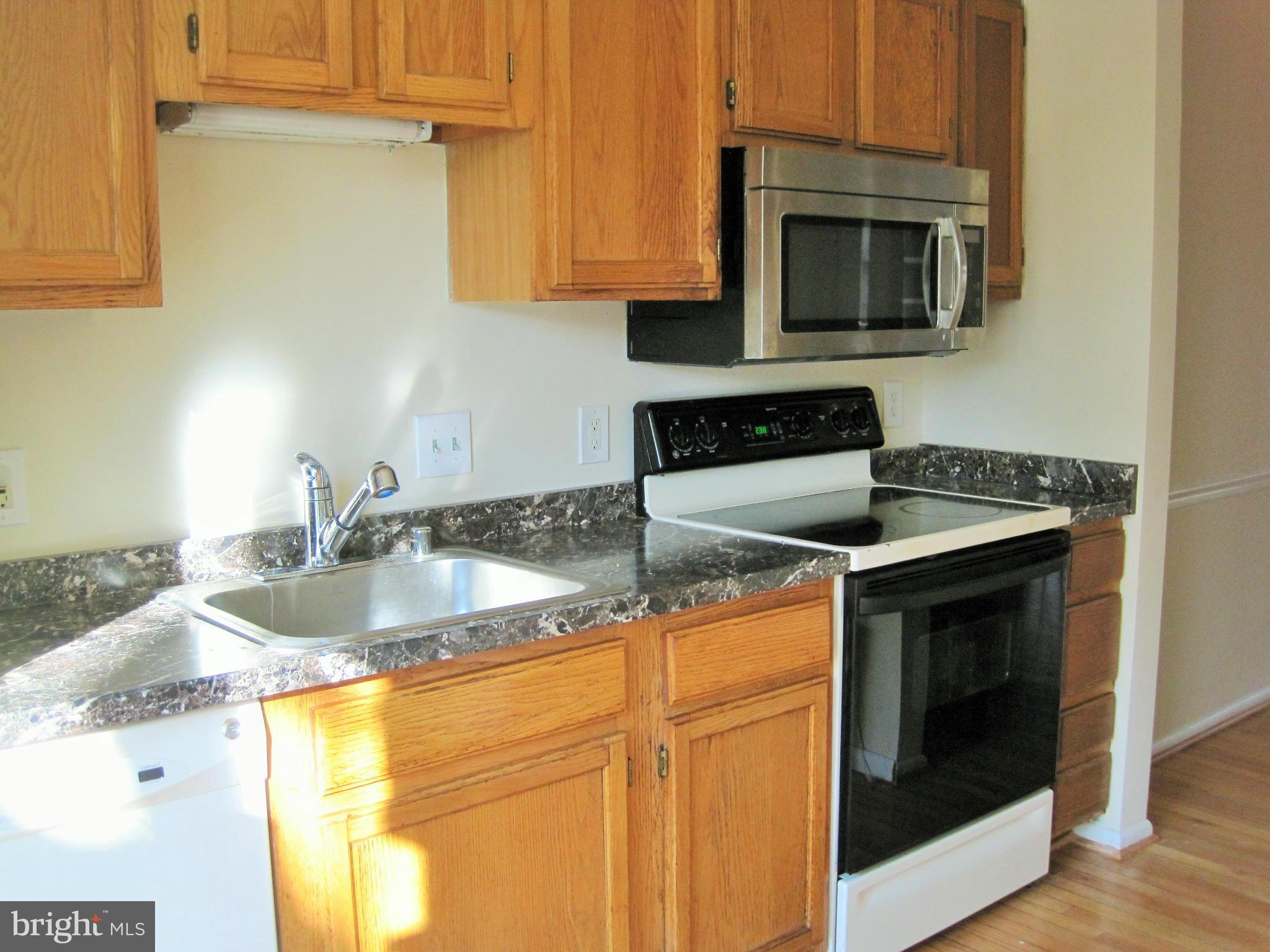 LAKE RIDGE - Residential Lease