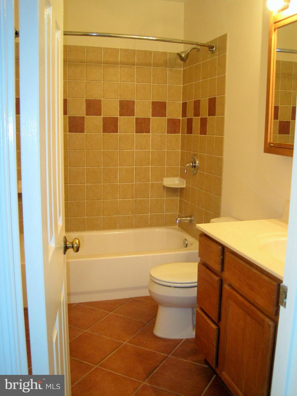 LAKE RIDGE - Residential Lease