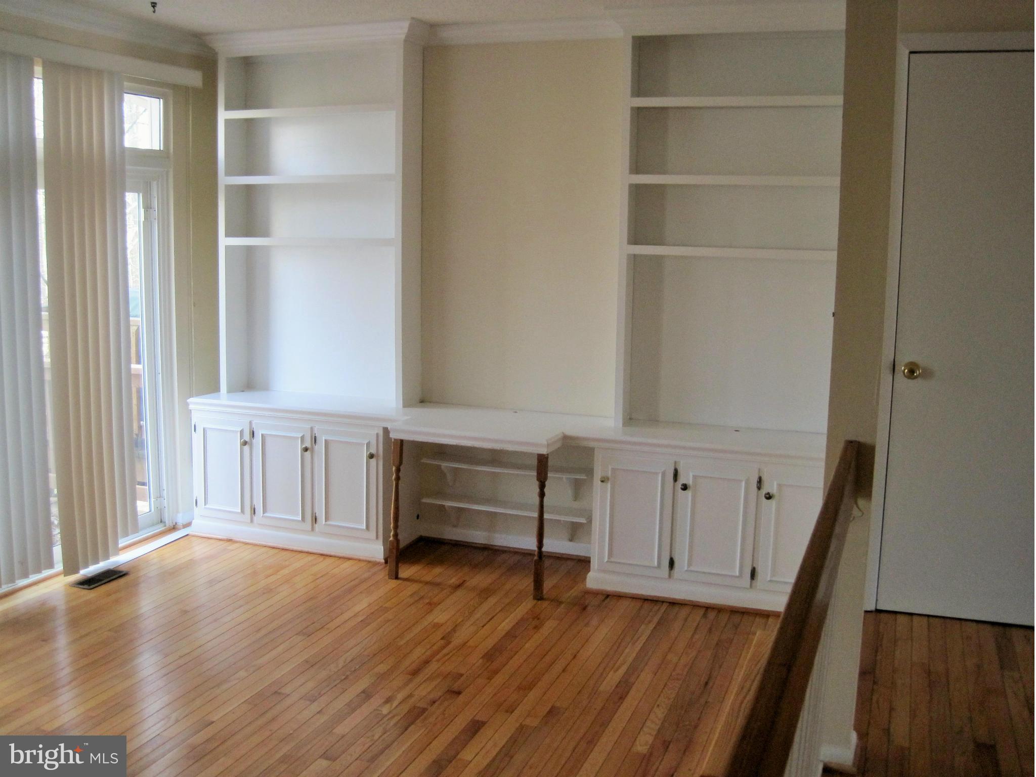 LAKE RIDGE - Residential Lease