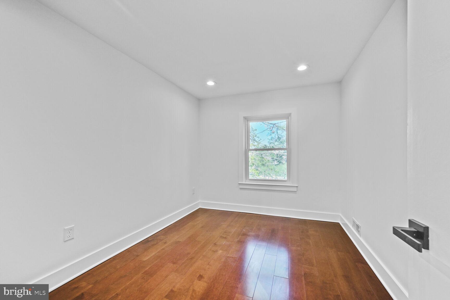 BETHESDA COURT - Residential Lease