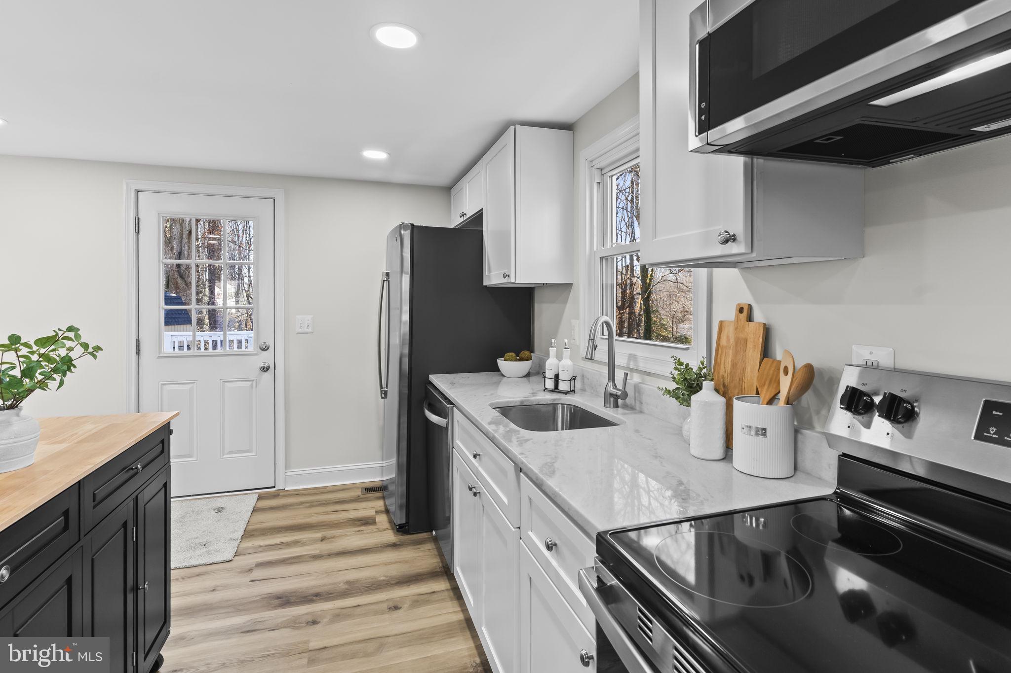 ST MARYS BEACH - Residential