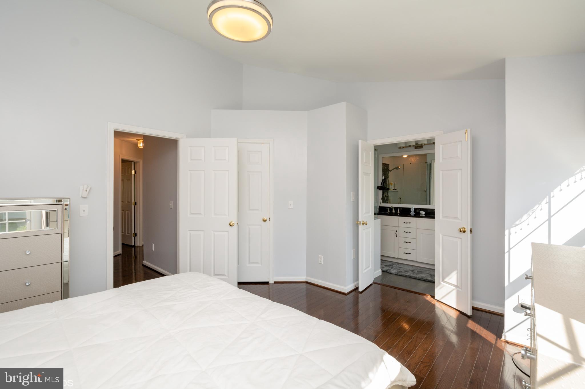 MADRILLON SPRINGS - Residential