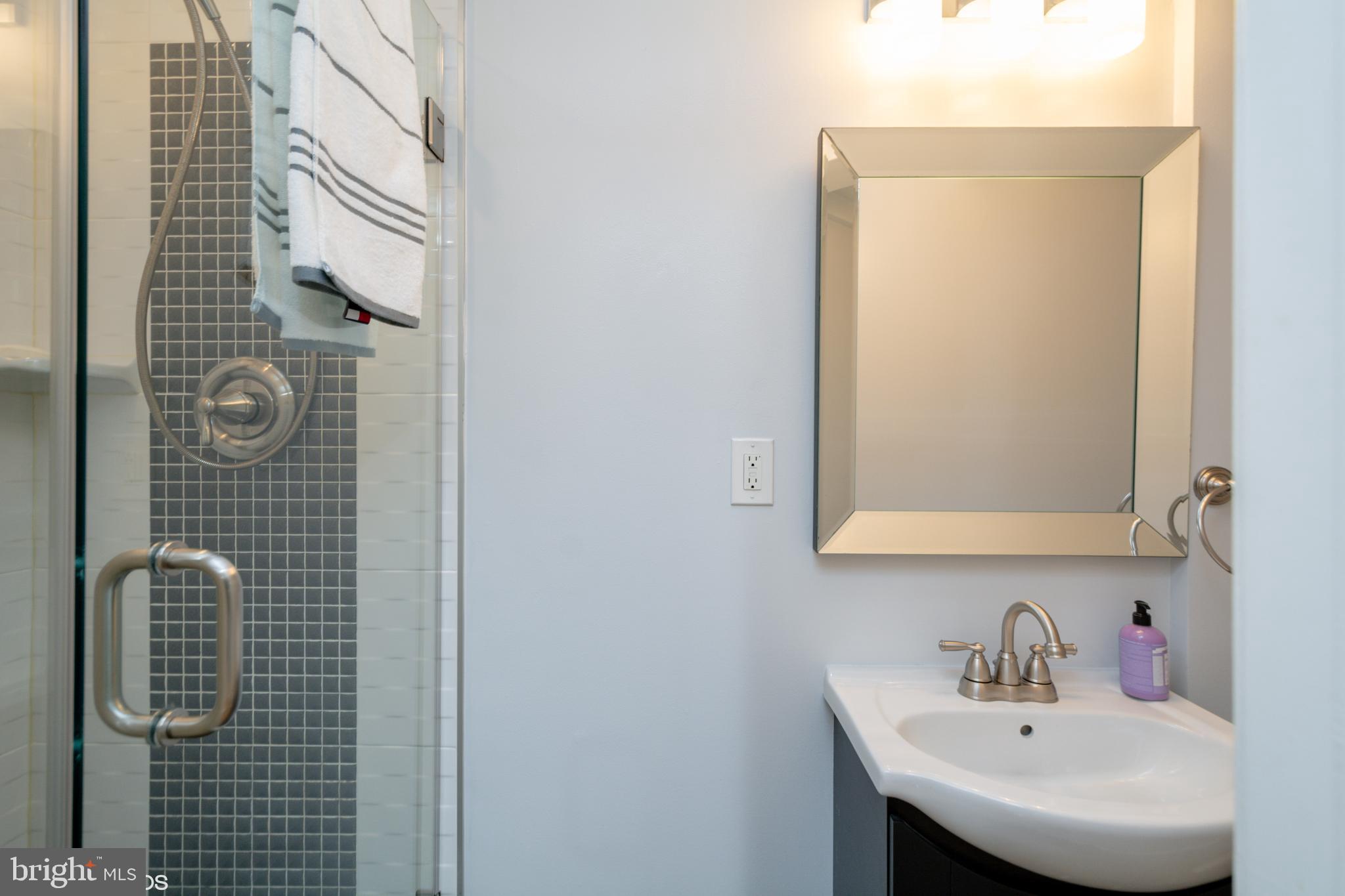 MADRILLON SPRINGS - Residential