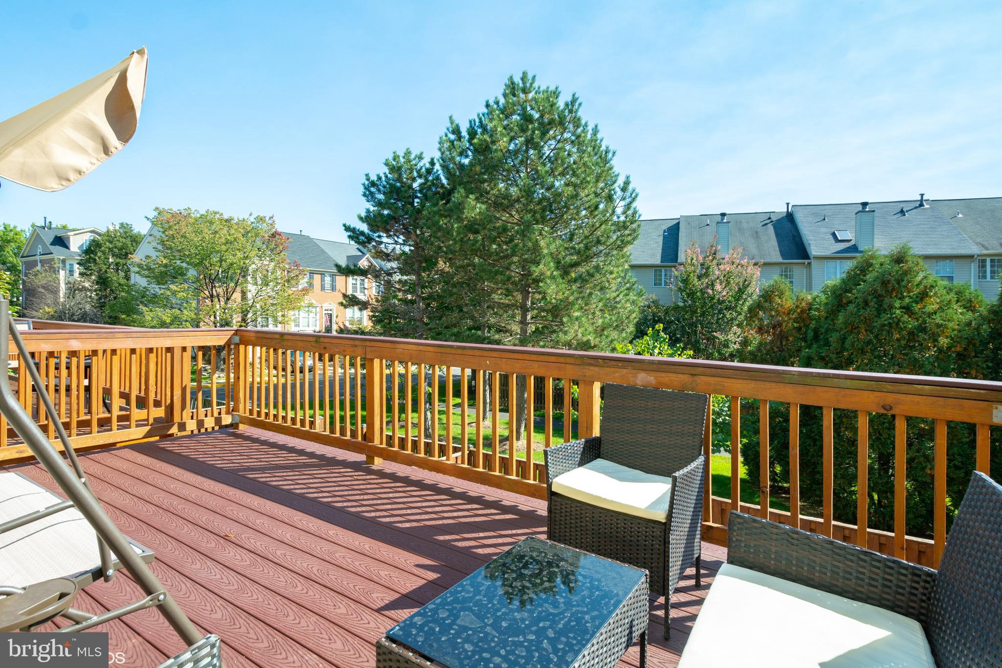 MADRILLON SPRINGS - Residential