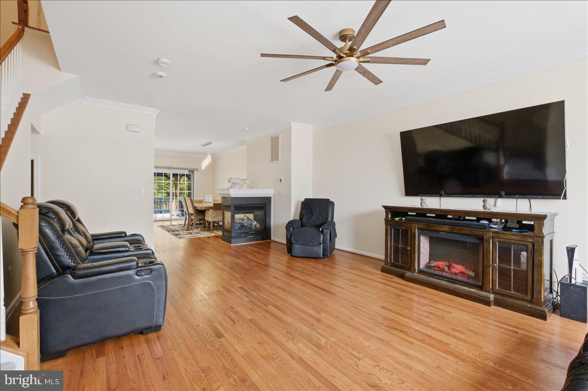 103 CORAL REEF COURT