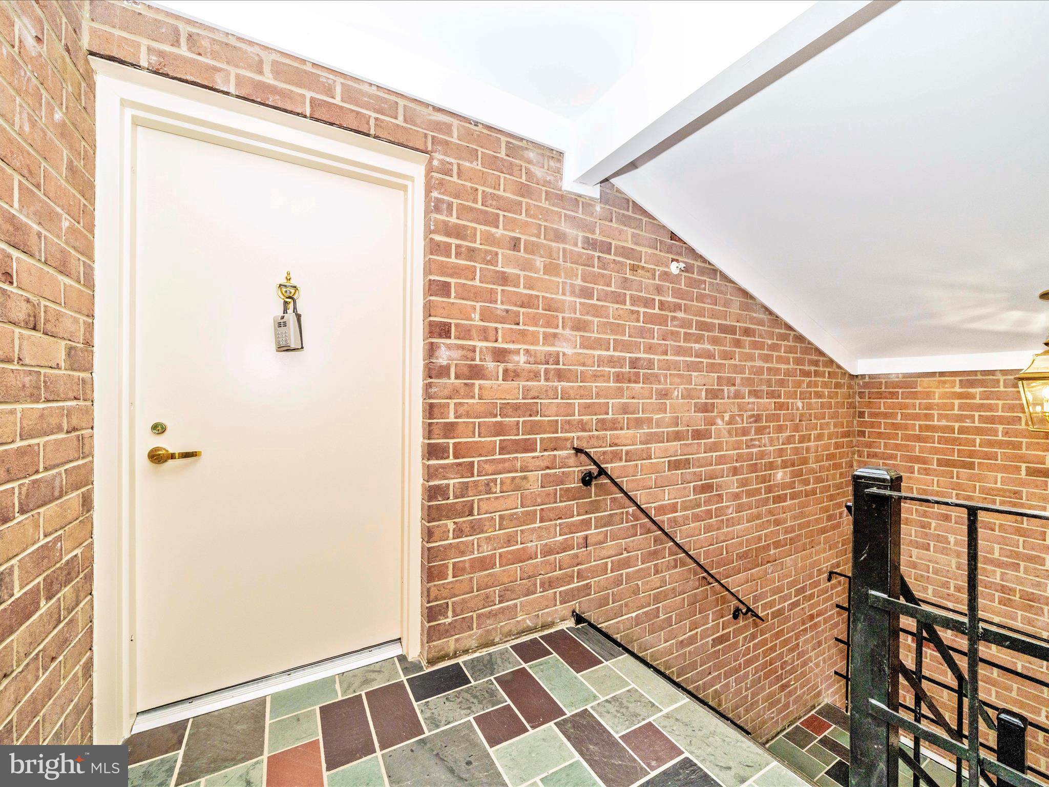 824 QUINCE ORCHARD BOULEVARD 824-20