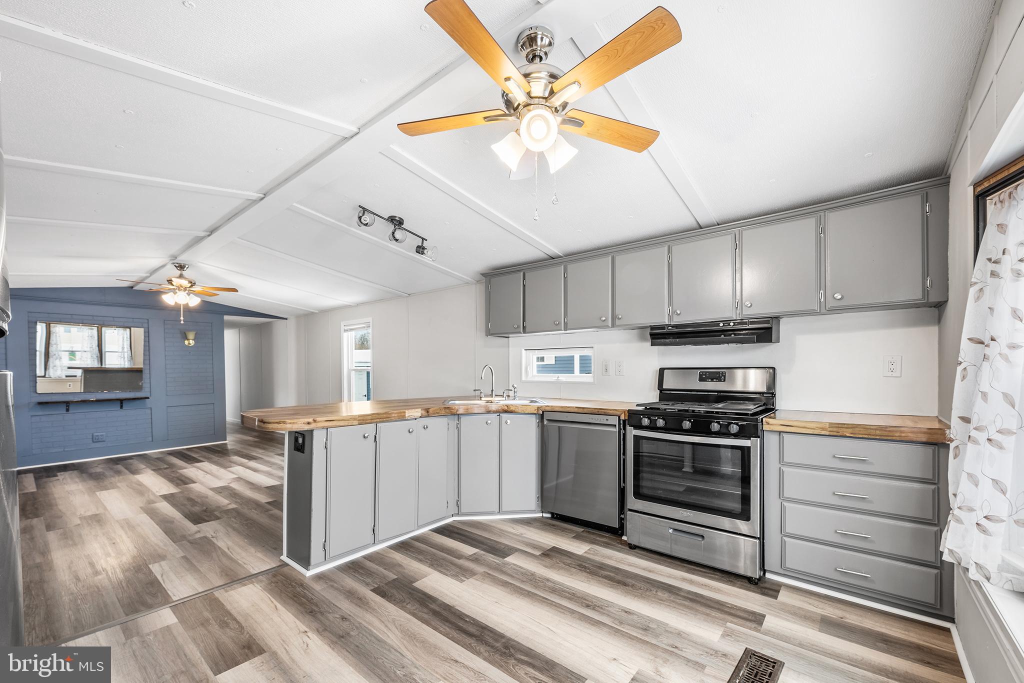 WINTERSET FARMS - Residential