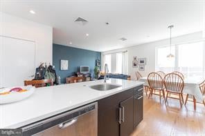 2006 FRANKFORD AVENUE 10 301