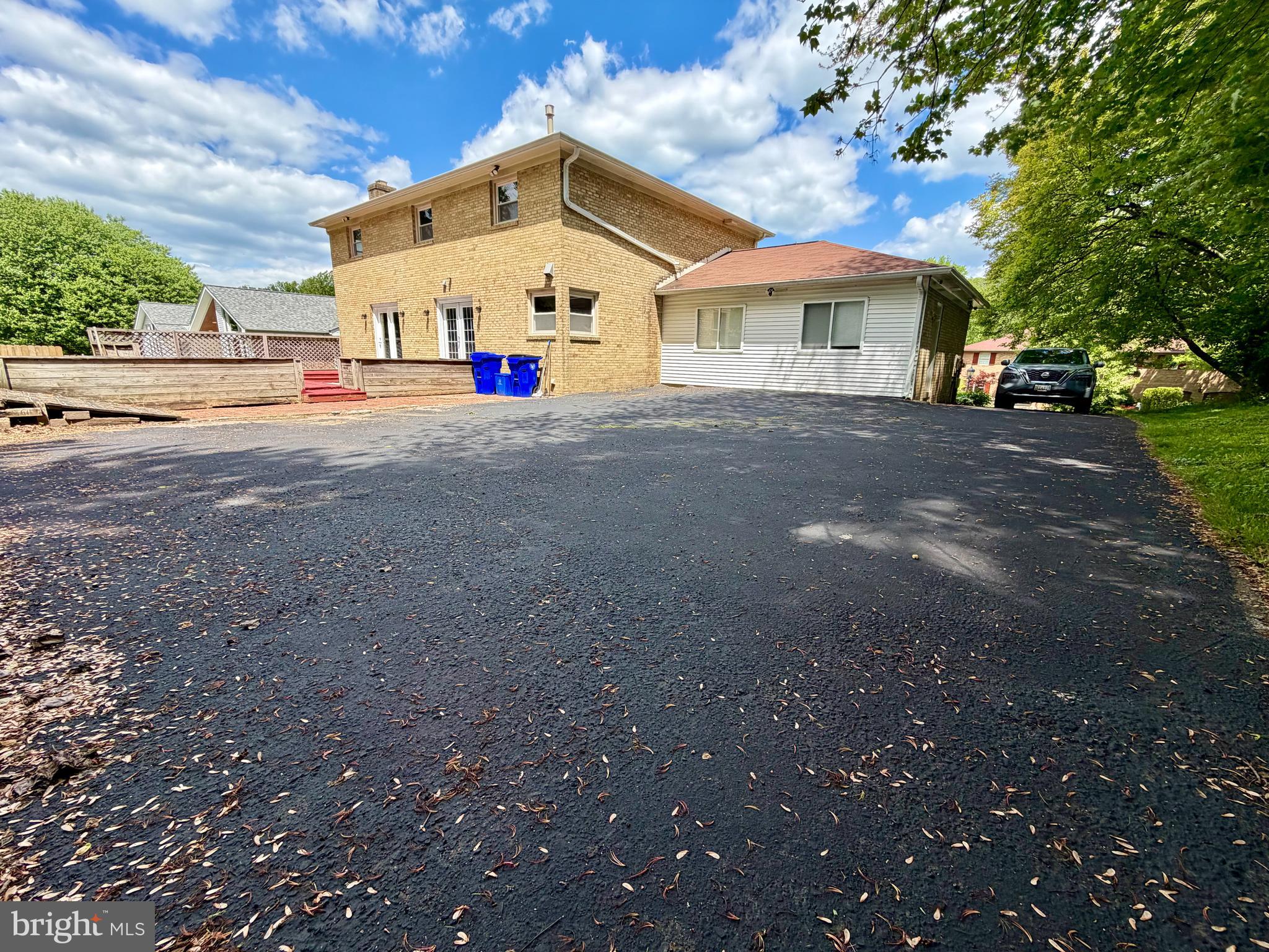 FAIRLAND ESTATES - Residential