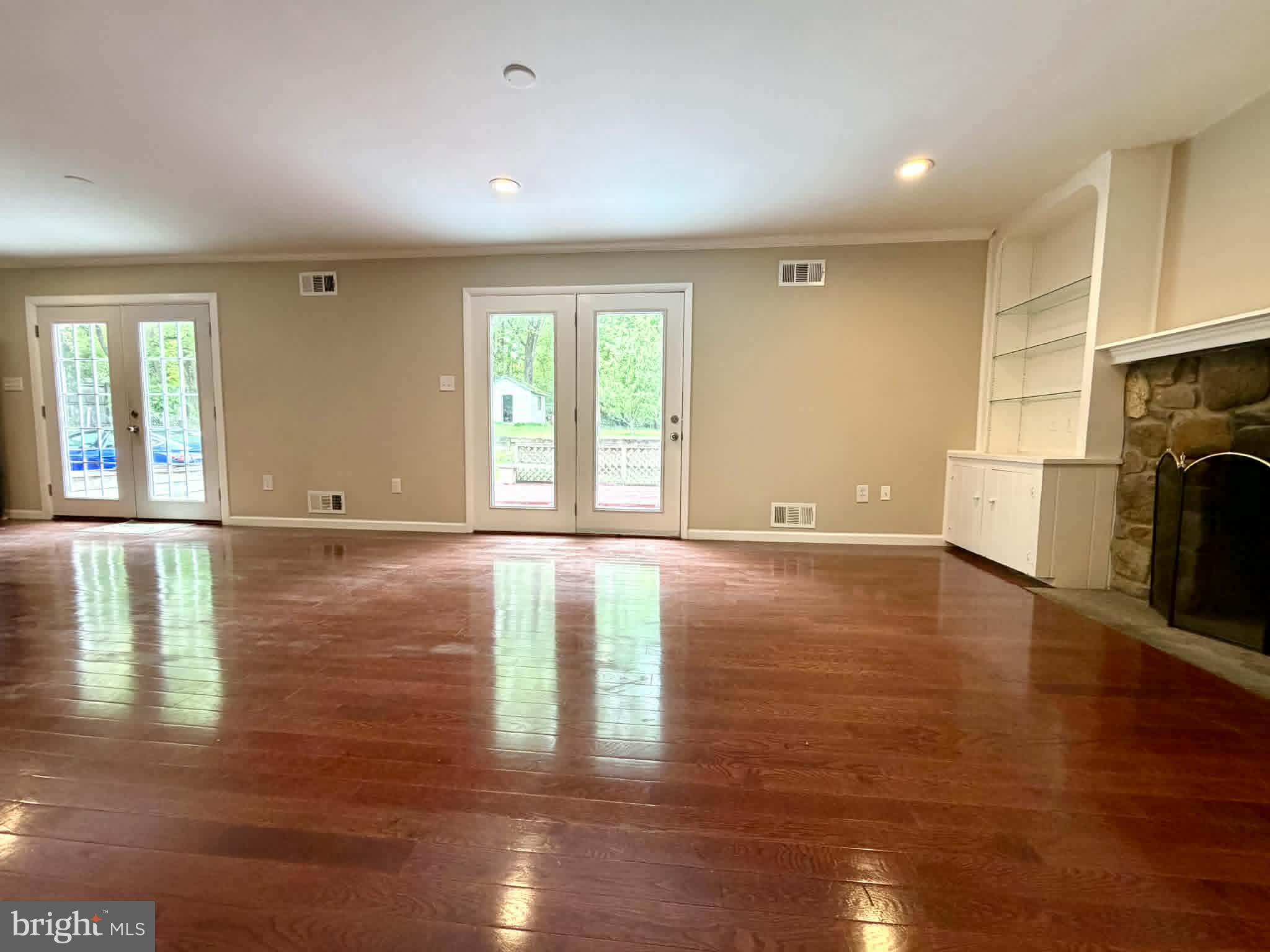 FAIRLAND ESTATES - Residential