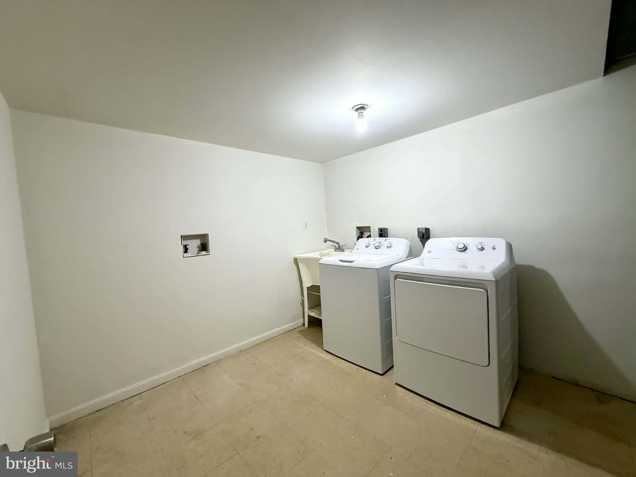 FAIRLAND ESTATES - Residential