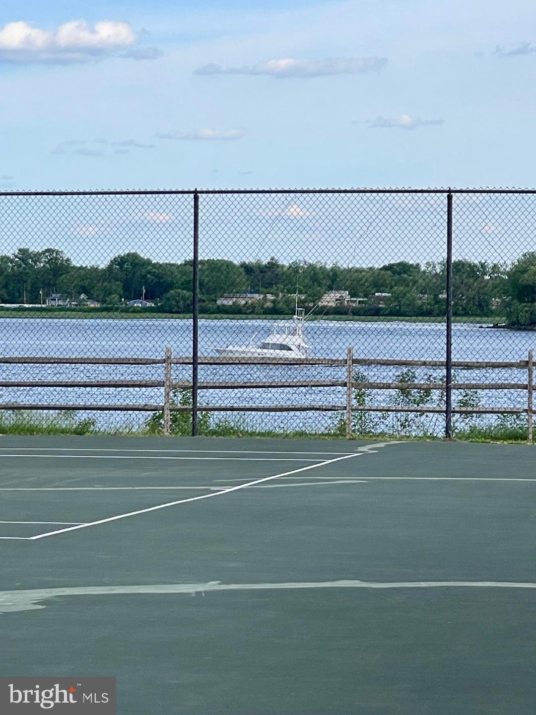 DELAIRE LANDING - Residential