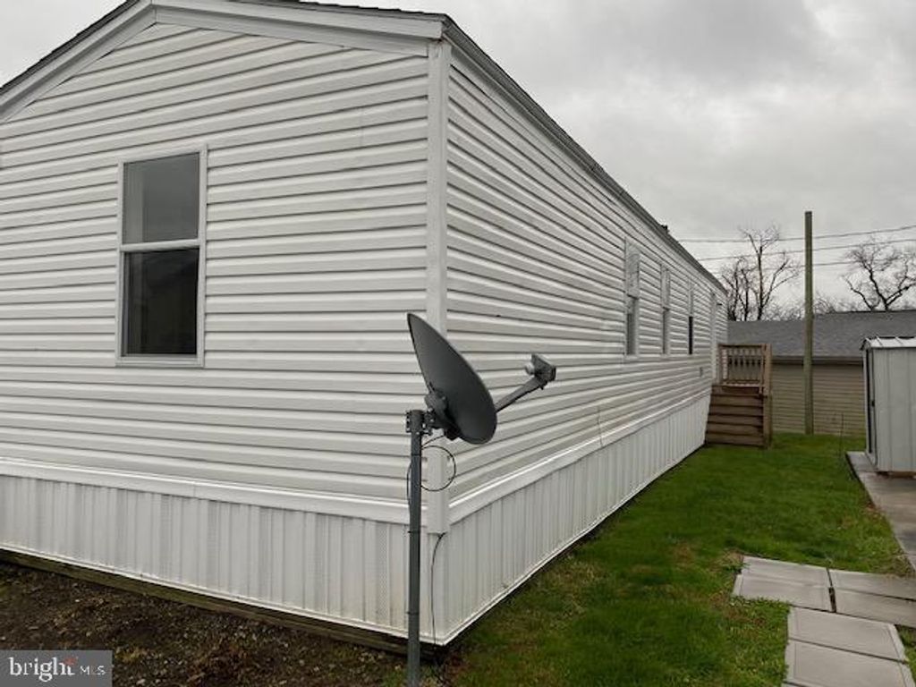 Photo of 43 HILLTOP AVE, AKRON, PA 17501 (MLS # PALA2032608)