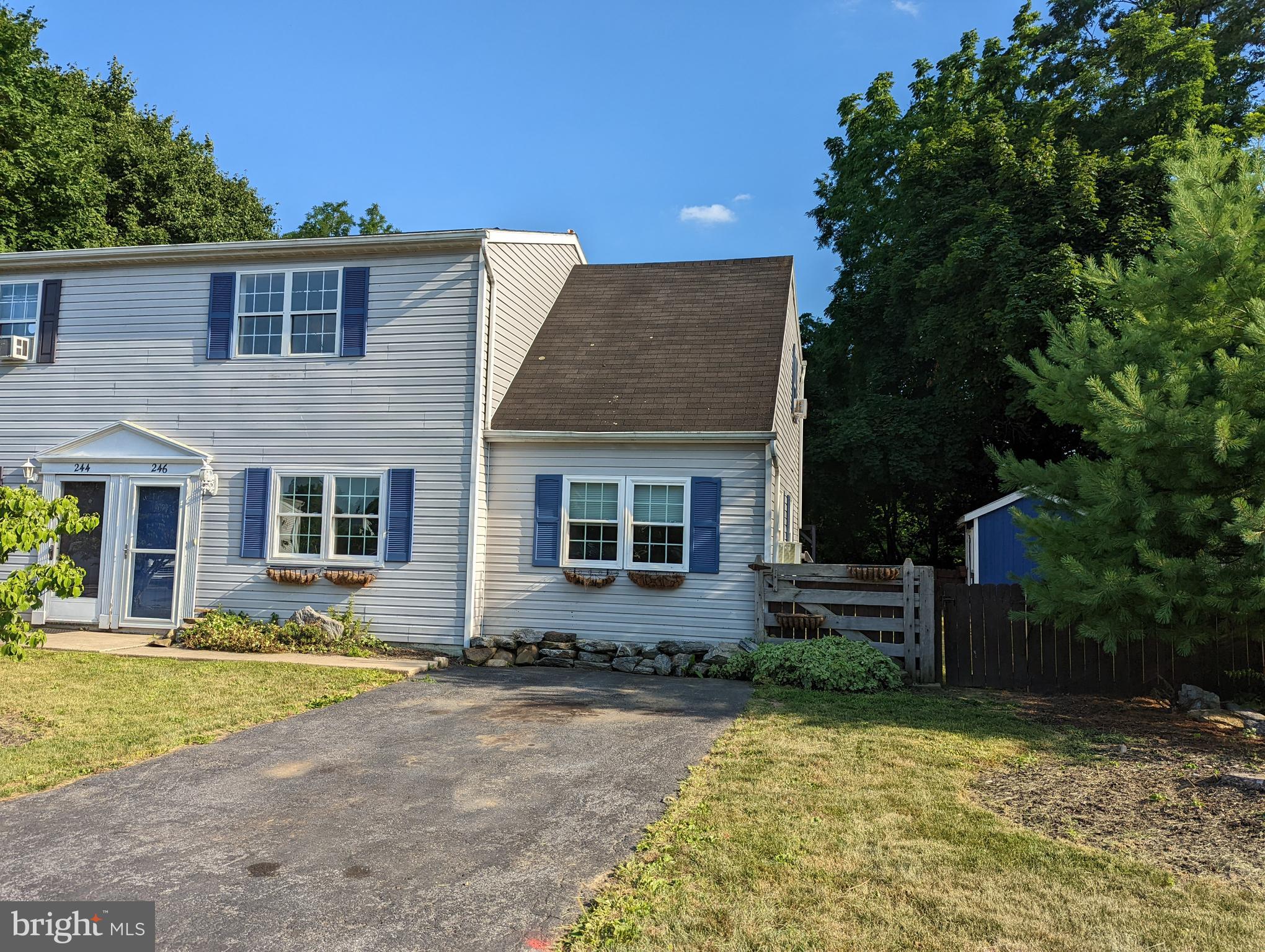 WALNUT MILLS - Residential