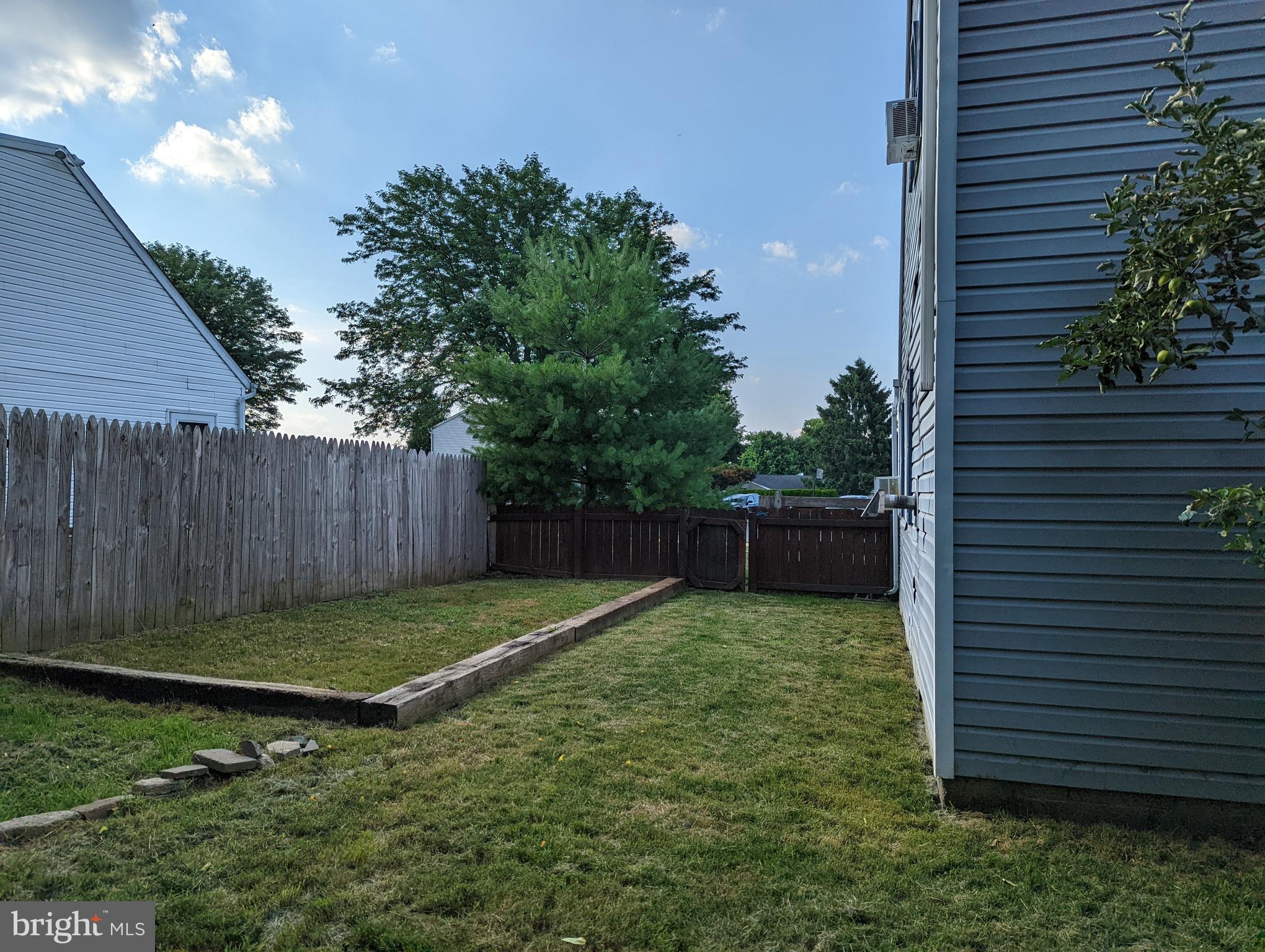 WALNUT MILLS - Residential