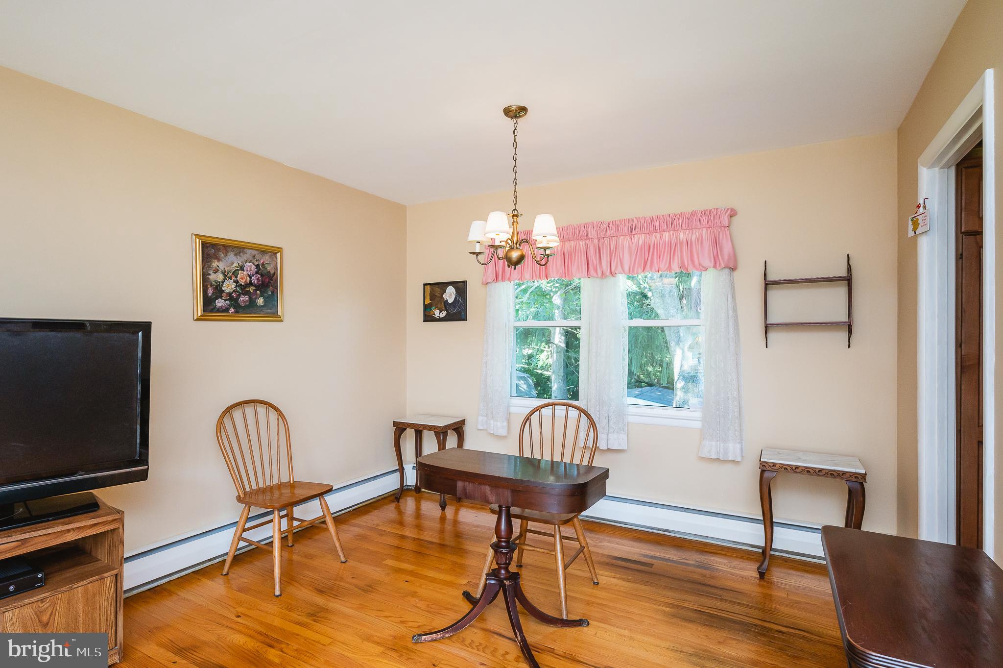 CAMPUS HILLS - Residential