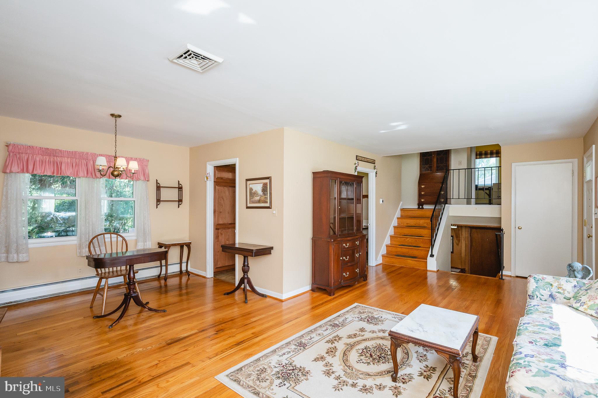 CAMPUS HILLS - Residential