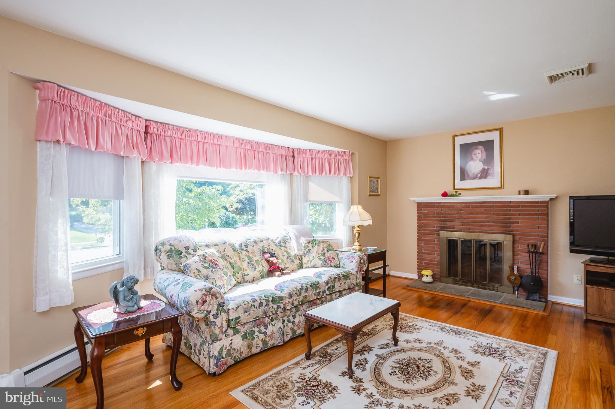 CAMPUS HILLS - Residential