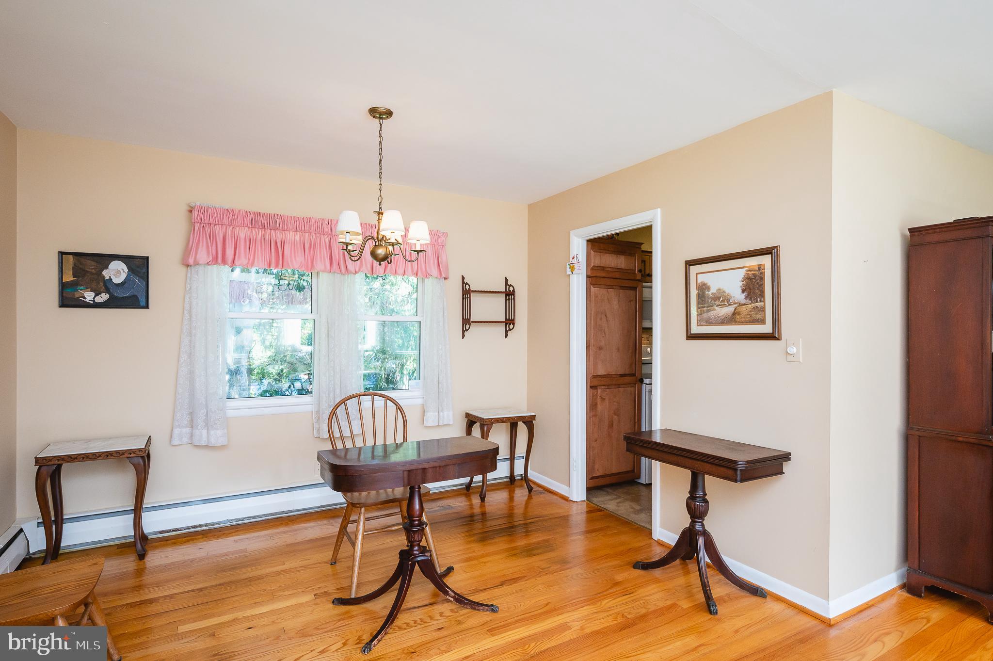 CAMPUS HILLS - Residential