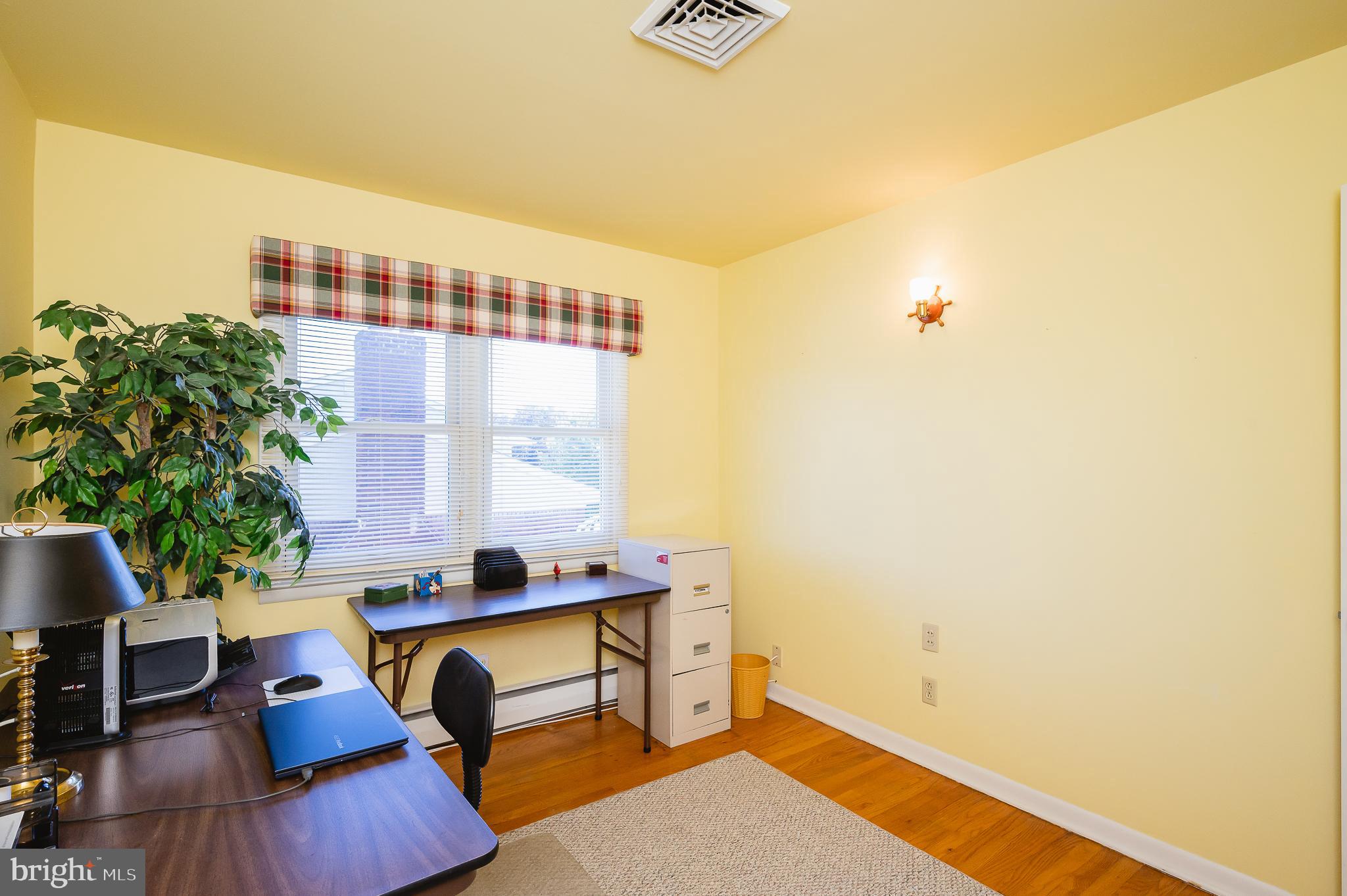 CAMPUS HILLS - Residential