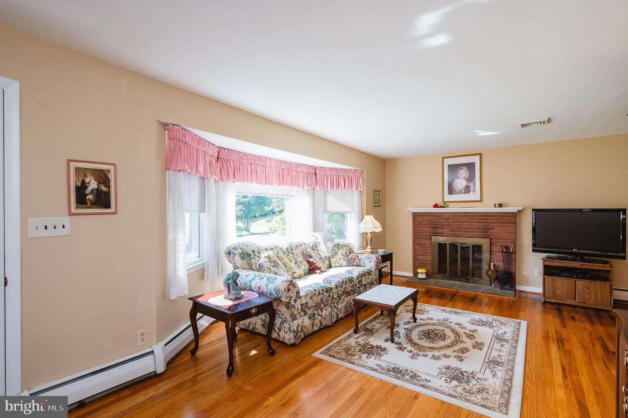 CAMPUS HILLS - Residential