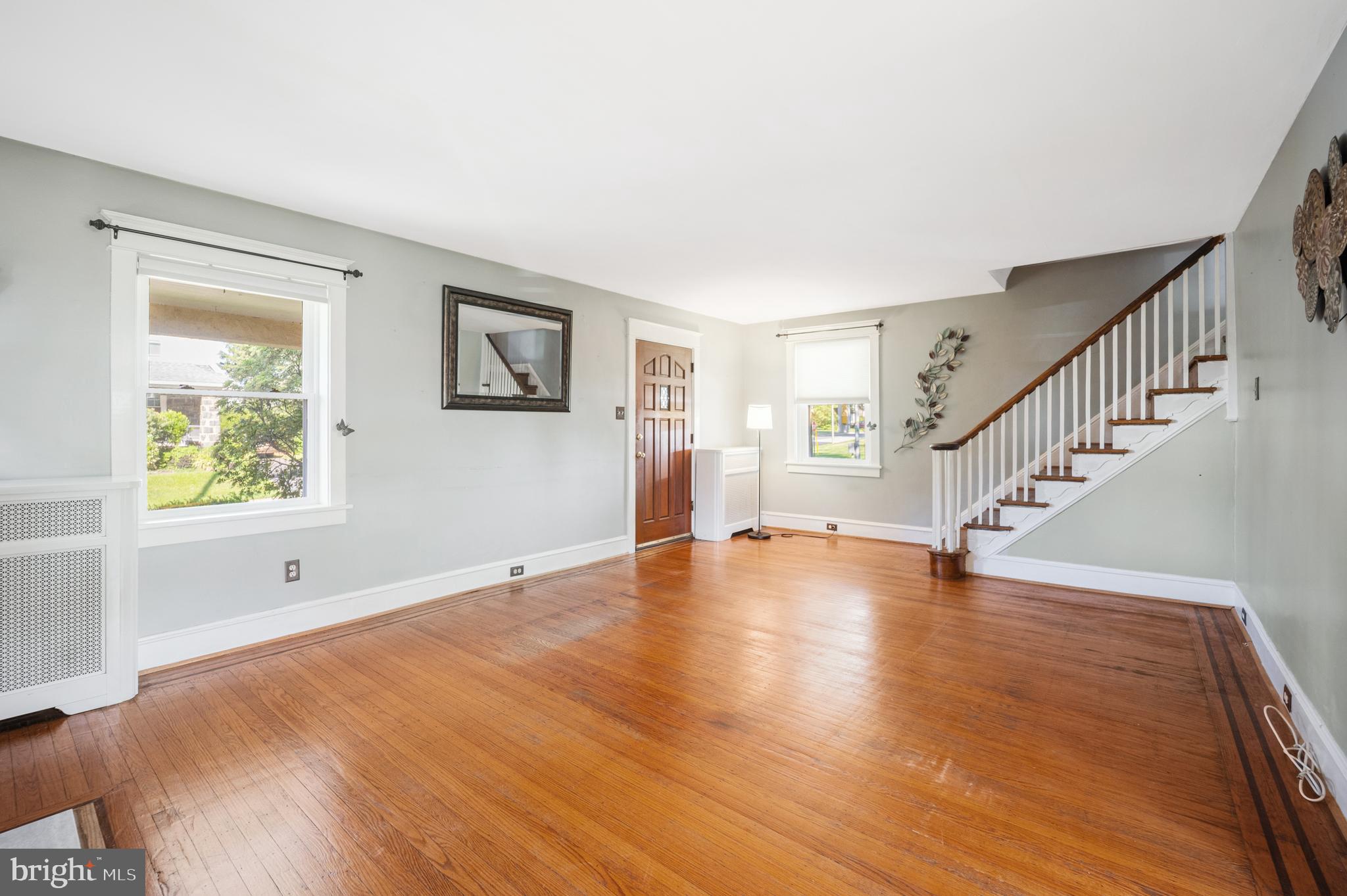 953 FOSS AVENUE