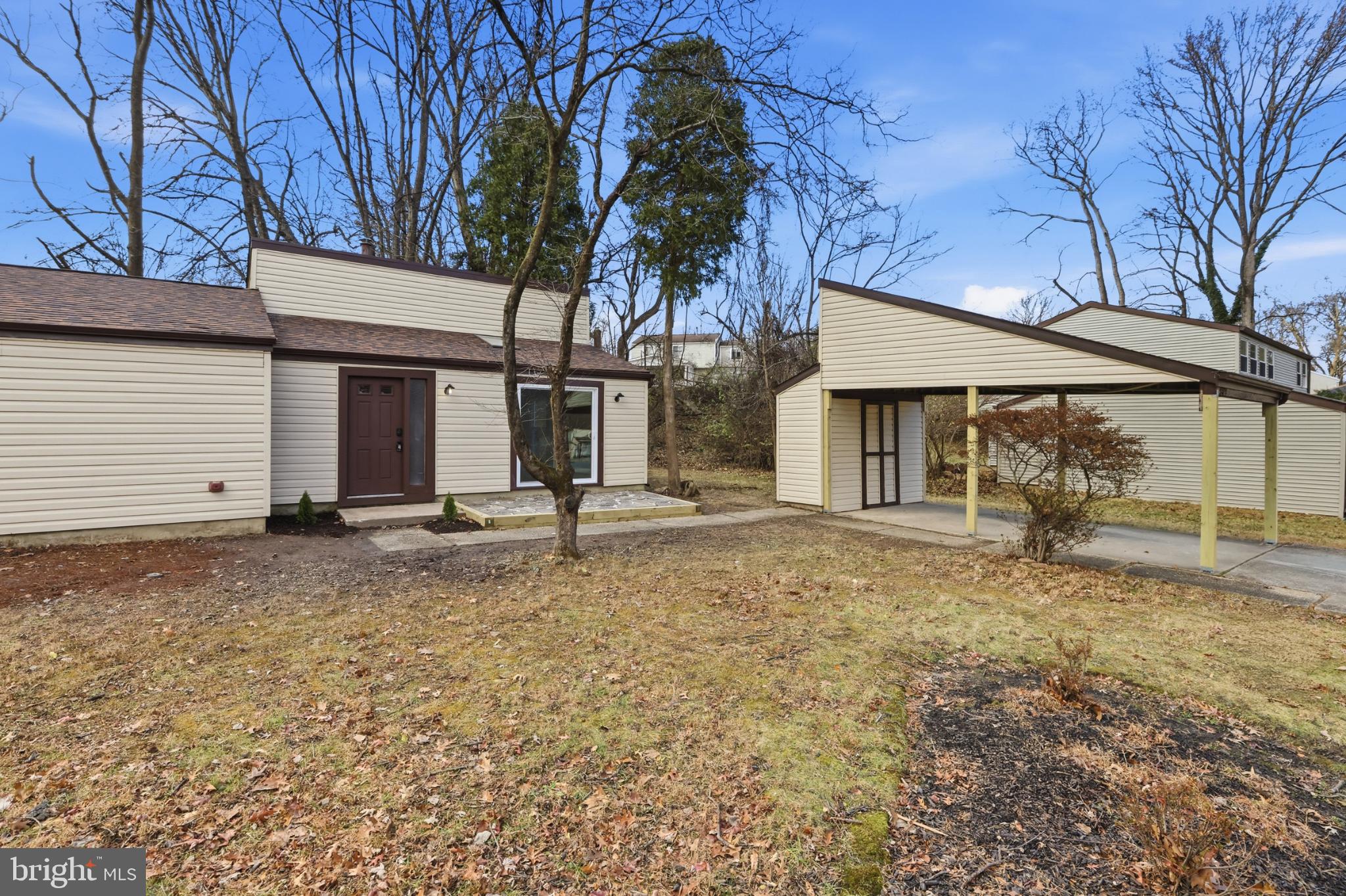 VILLAGE OF LONG REACH - Residential