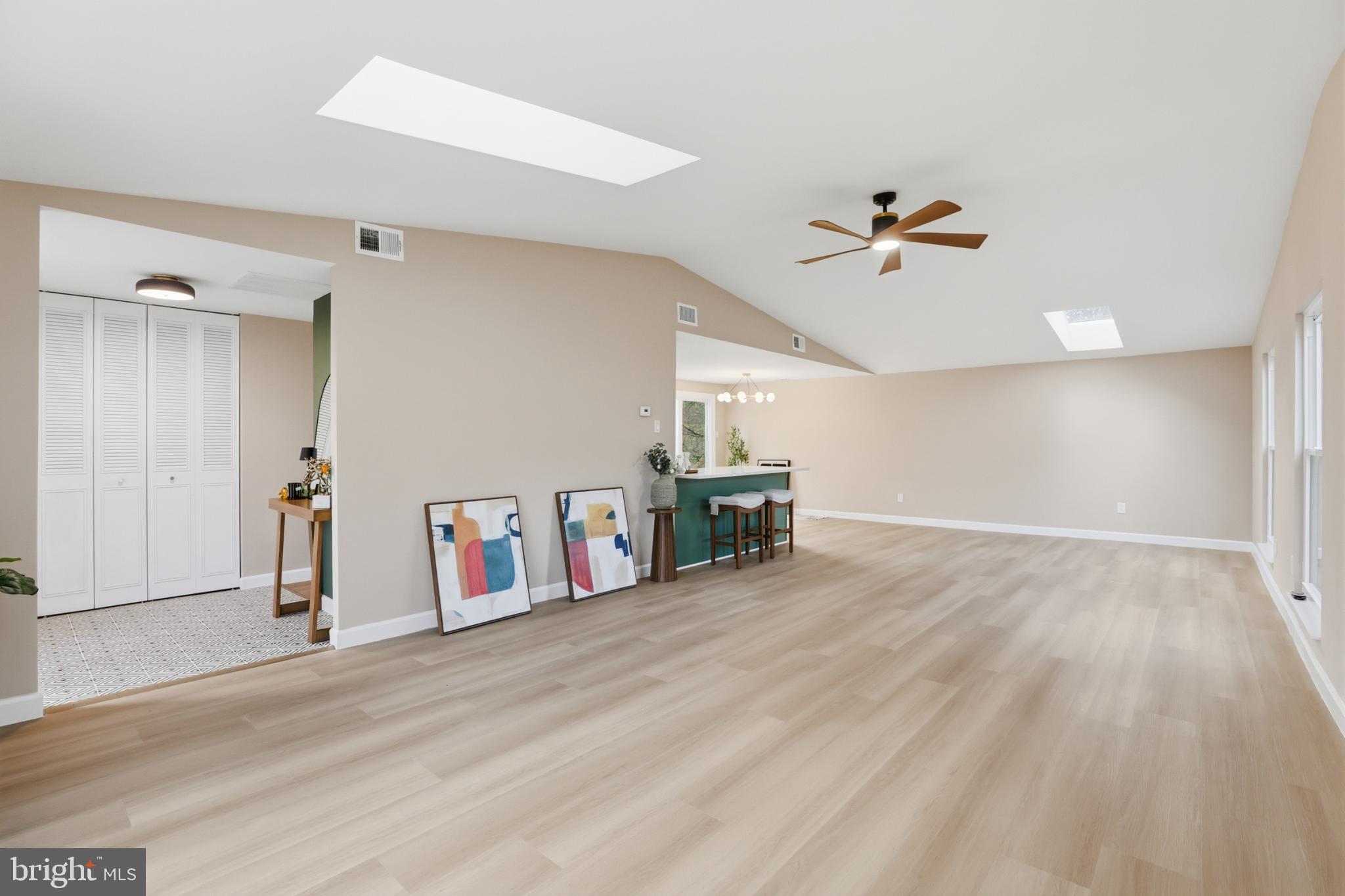 VILLAGE OF LONG REACH - Residential