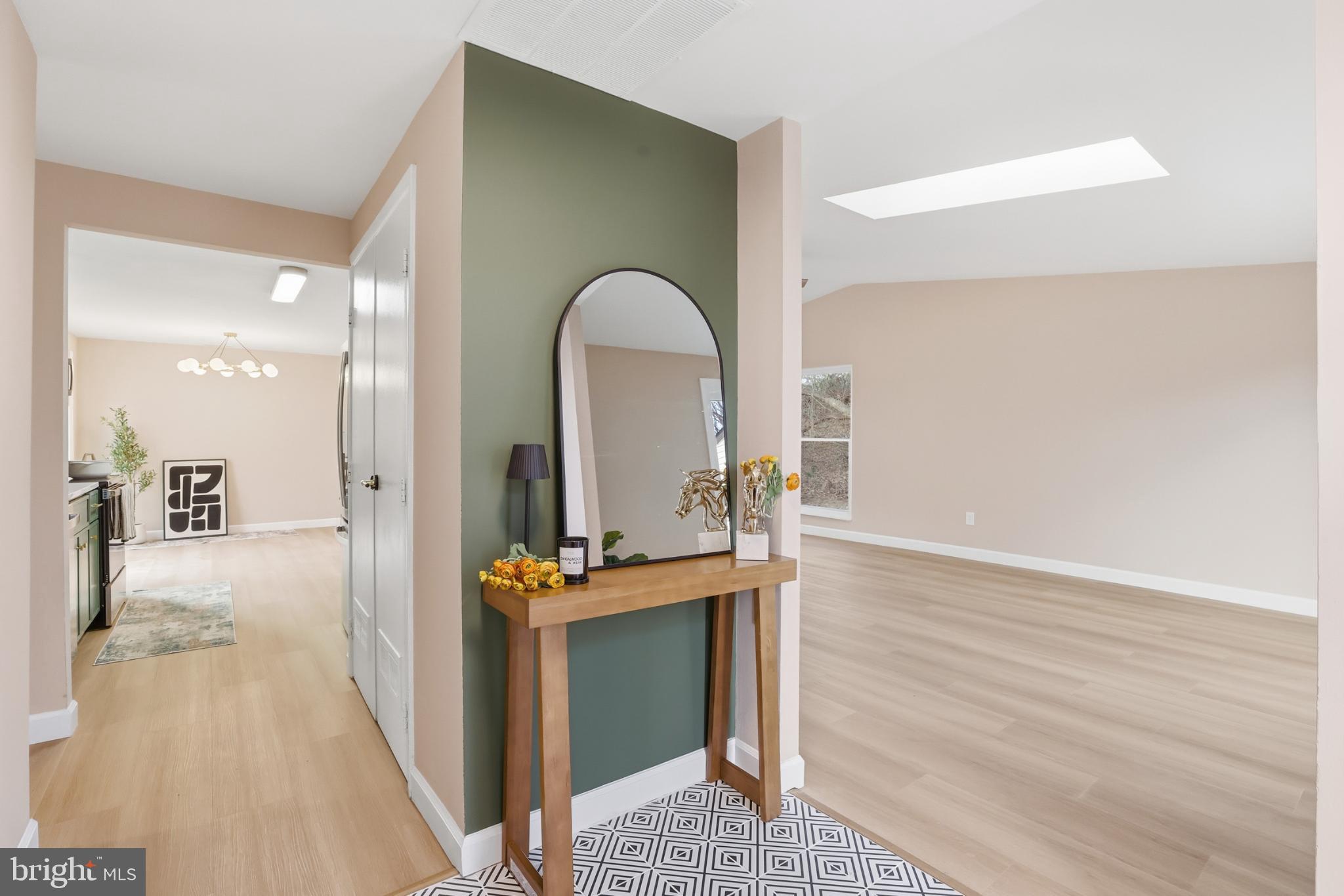 VILLAGE OF LONG REACH - Residential