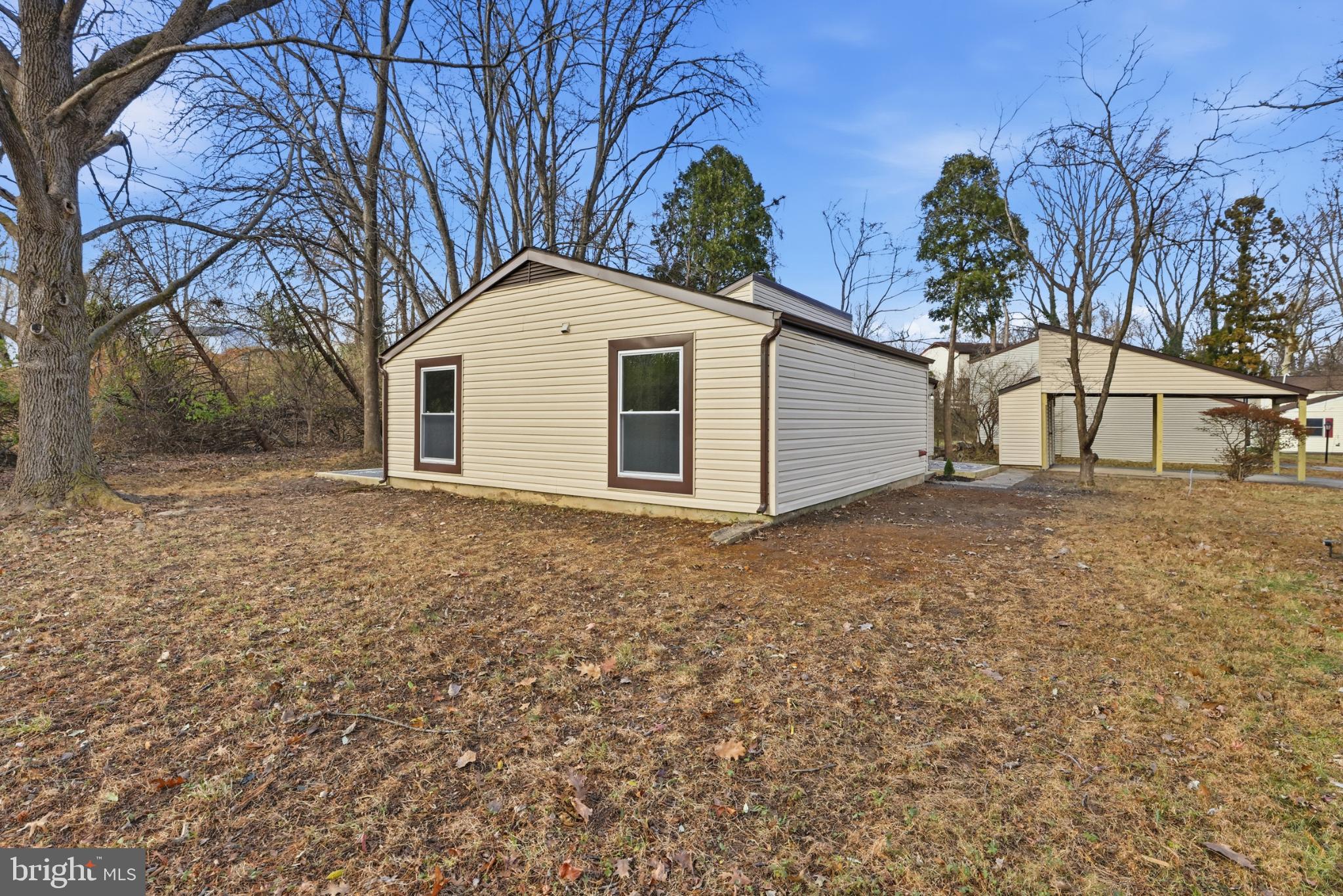 VILLAGE OF LONG REACH - Residential