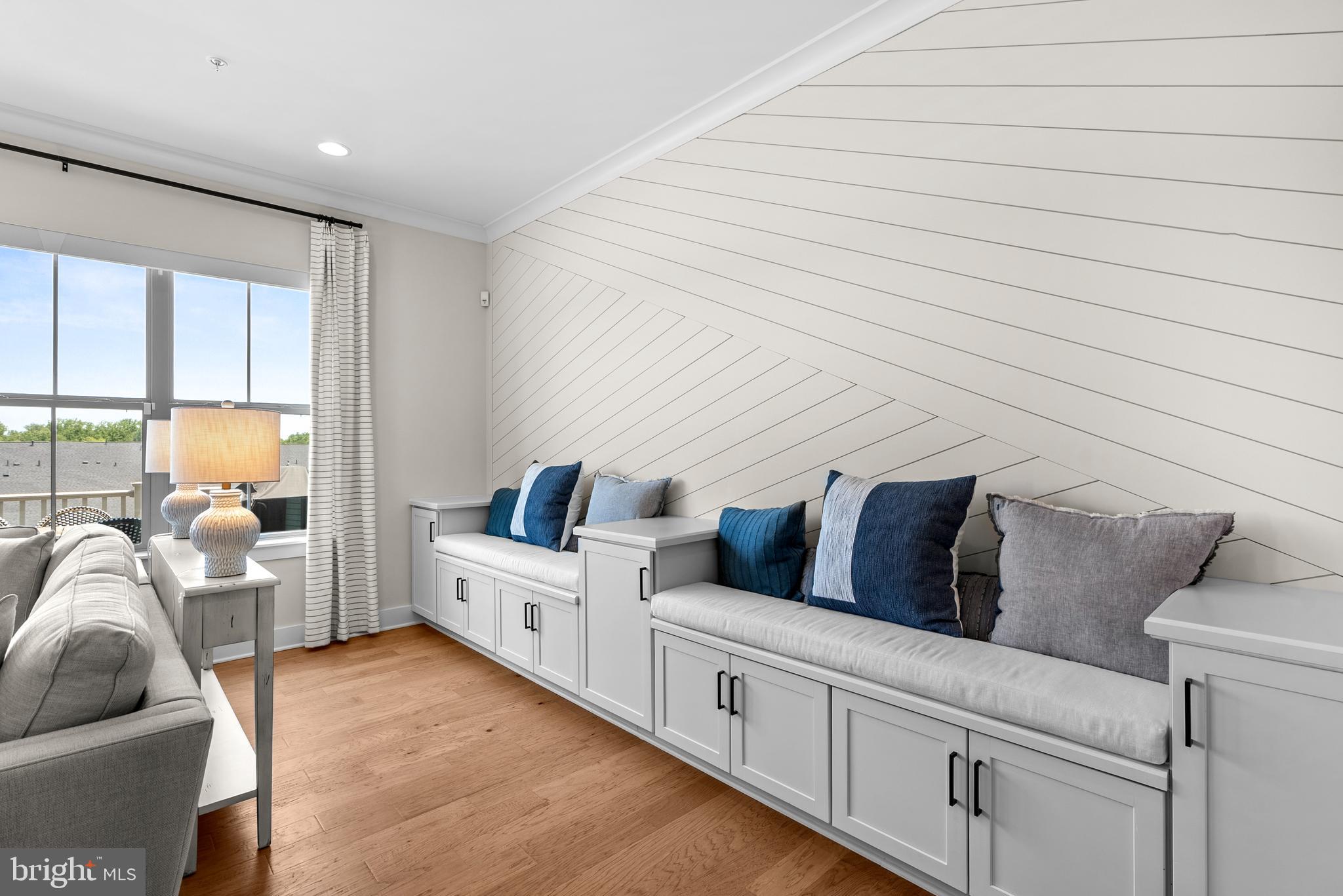 CABIN BRANCH - Residential