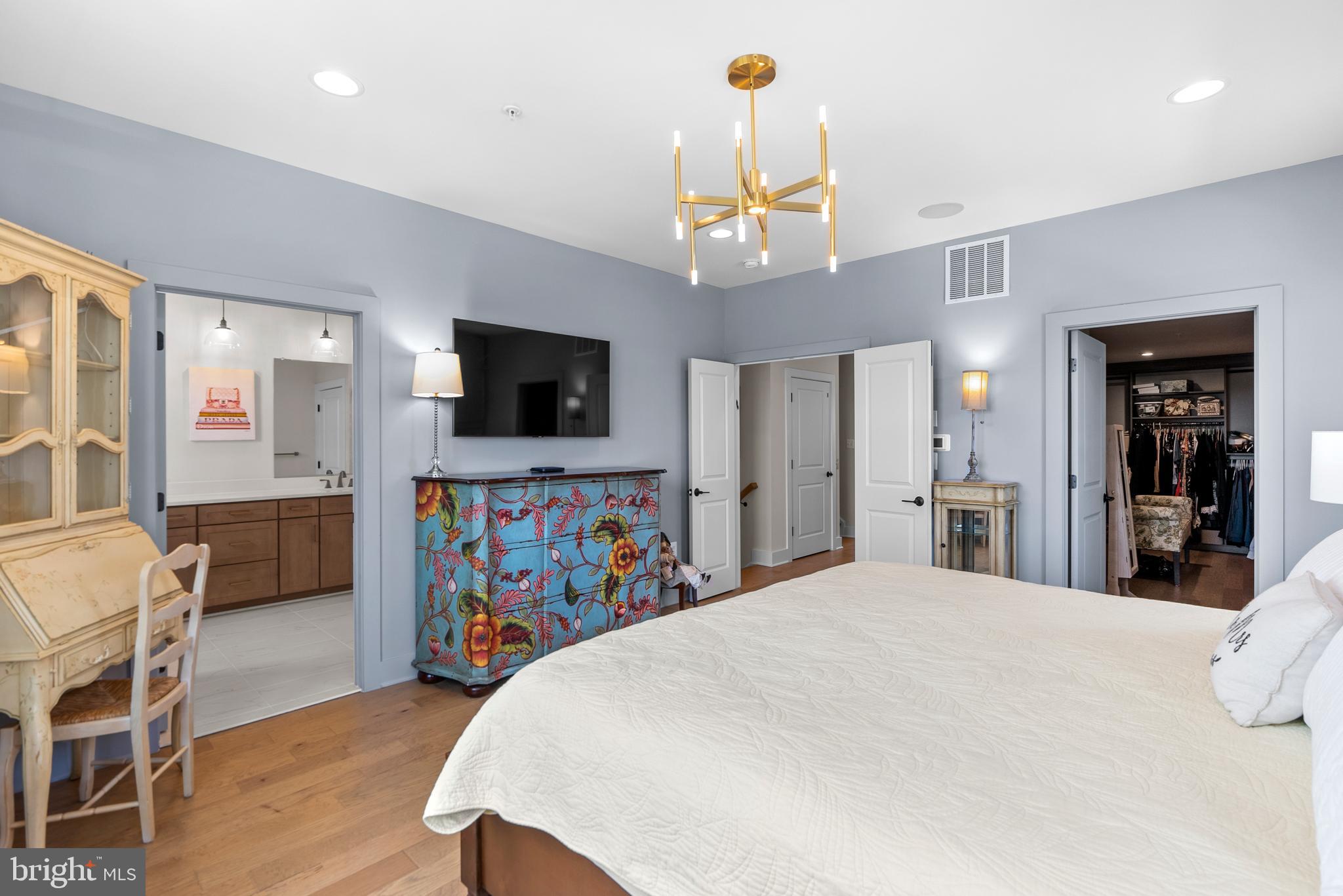 CABIN BRANCH - Residential