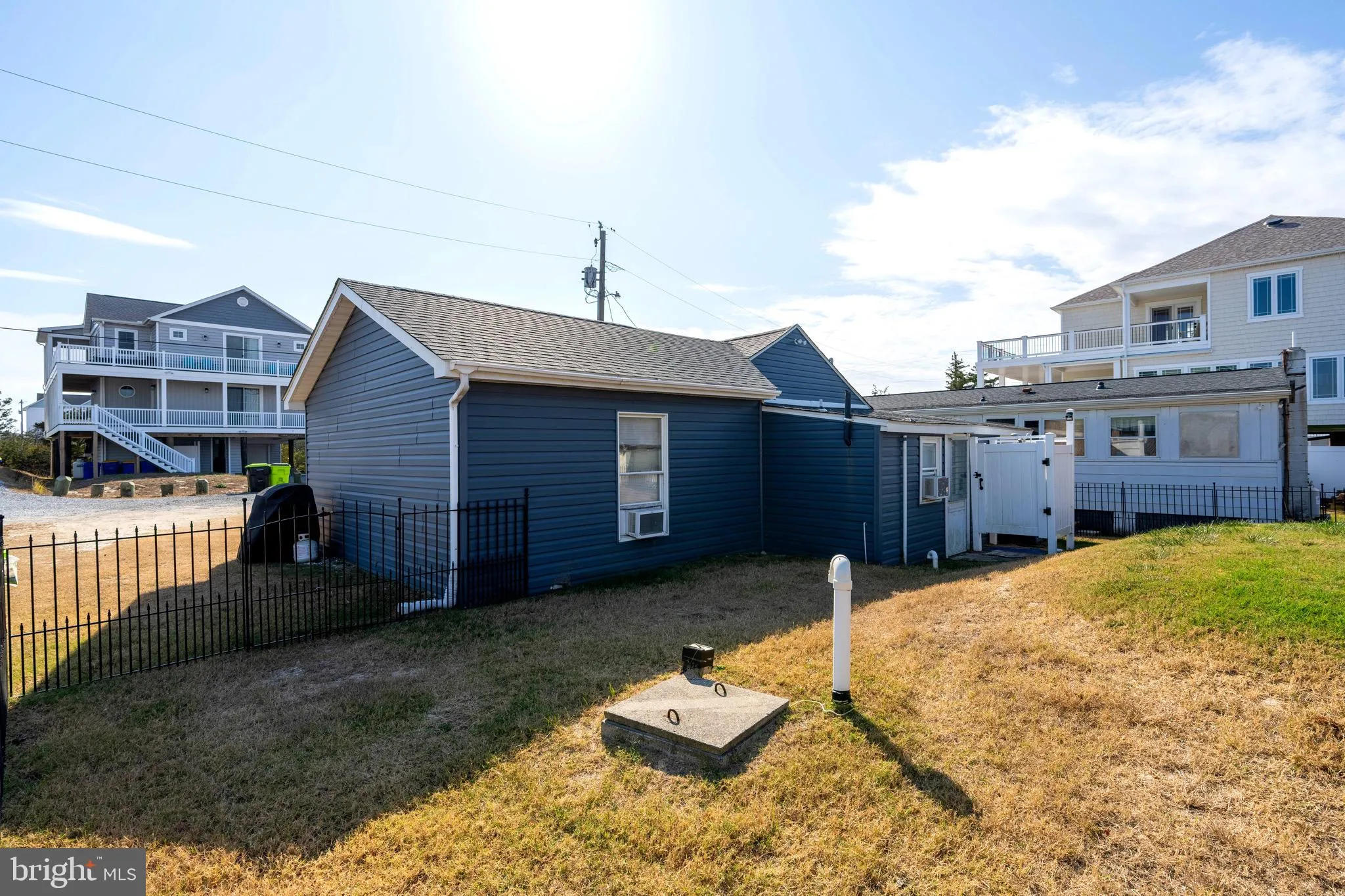 Milton, Delaware 19968, United States, 3 Bedrooms Bedrooms, ,1 BathroomBathrooms,Residential,Contingent,33537