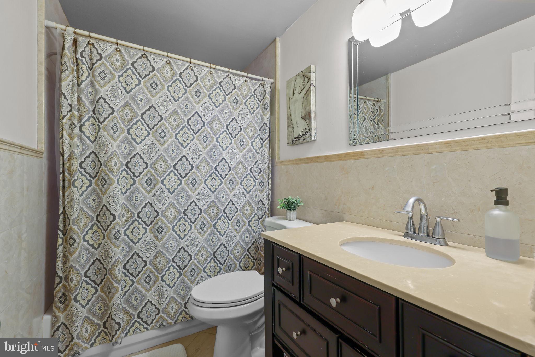 ABINGTON WOODS - Residential