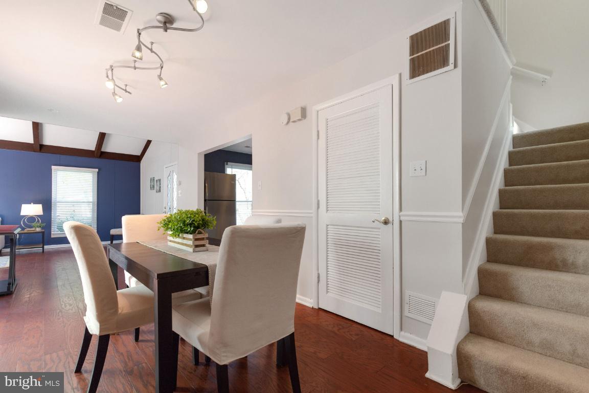 ROLLING VALLEY WEST - Residential