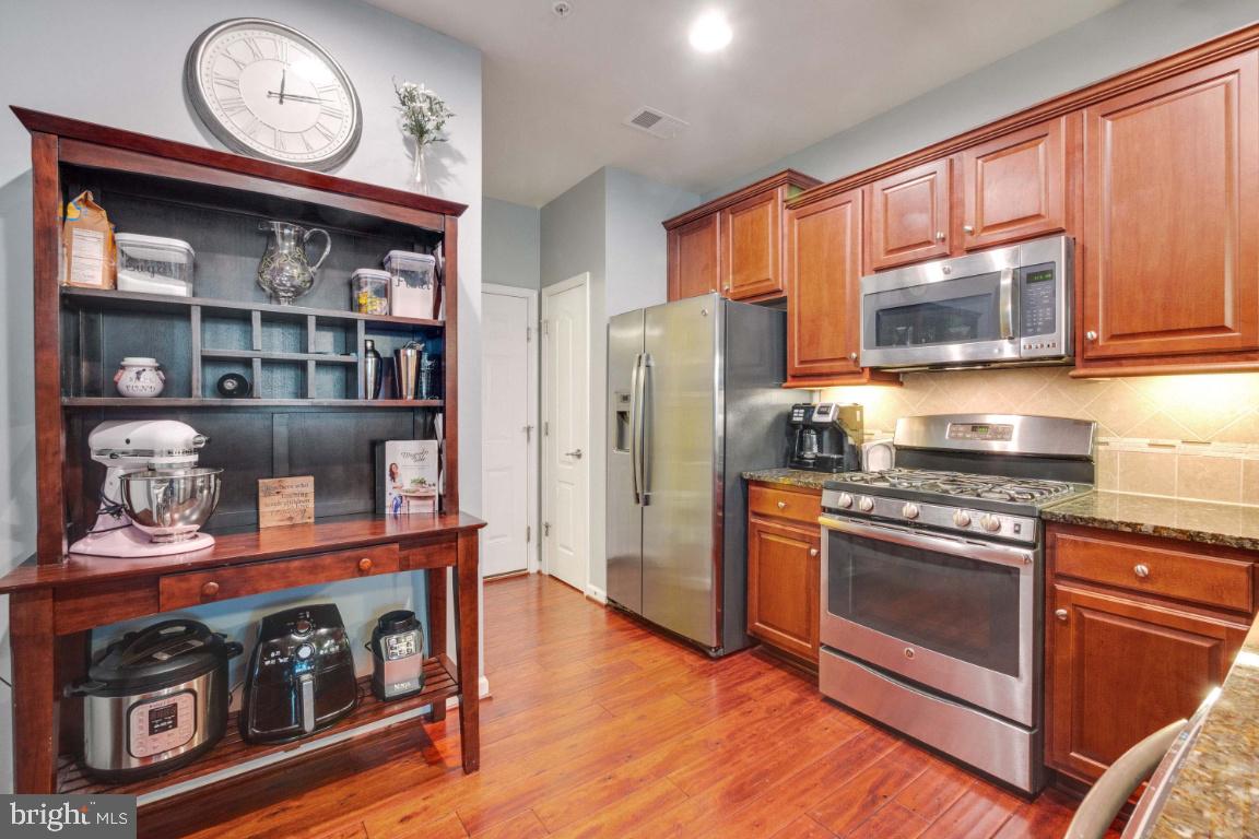 DANE RIDGE CONDO - Residential