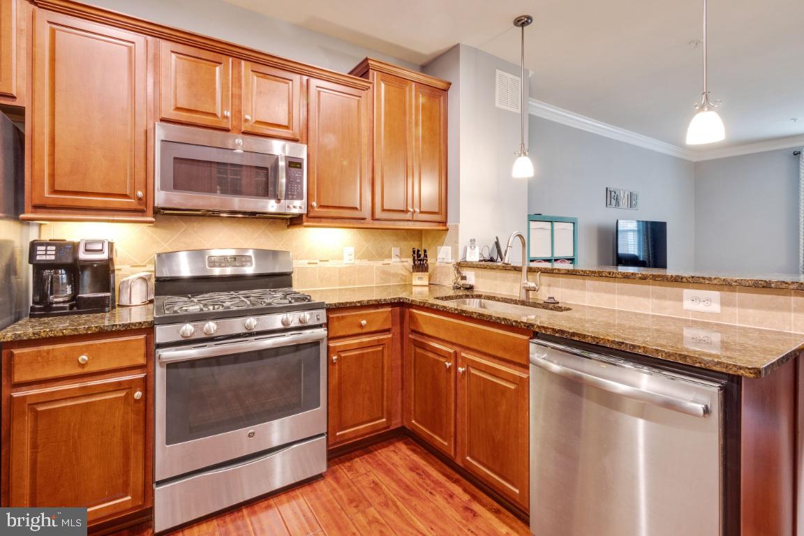 DANE RIDGE CONDO - Residential