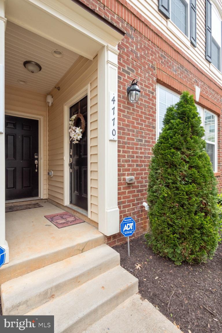DANE RIDGE CONDO - Residential