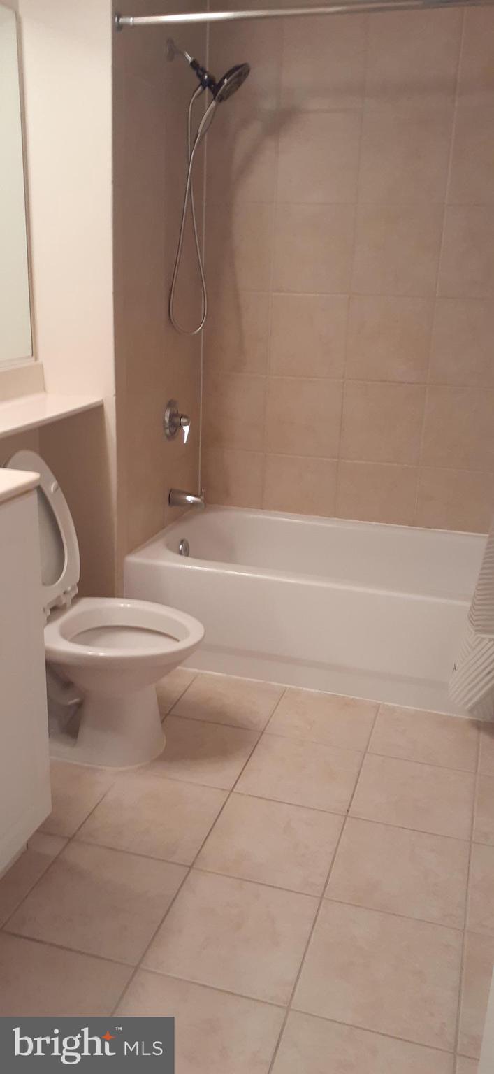 CONTINENTAL - Residential Lease